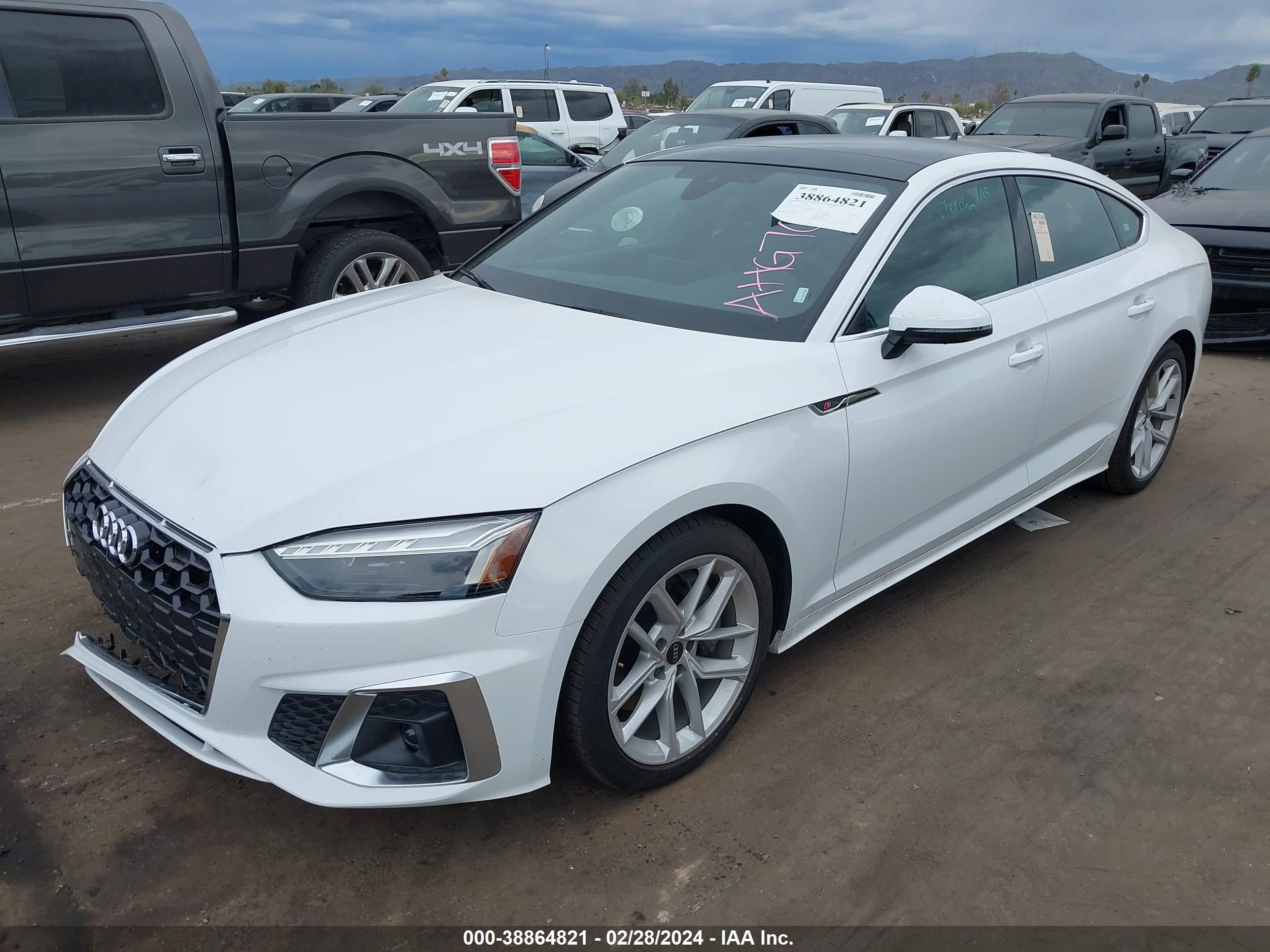 Photo 1 VIN: WAUFACF57RA013795 - AUDI A5 