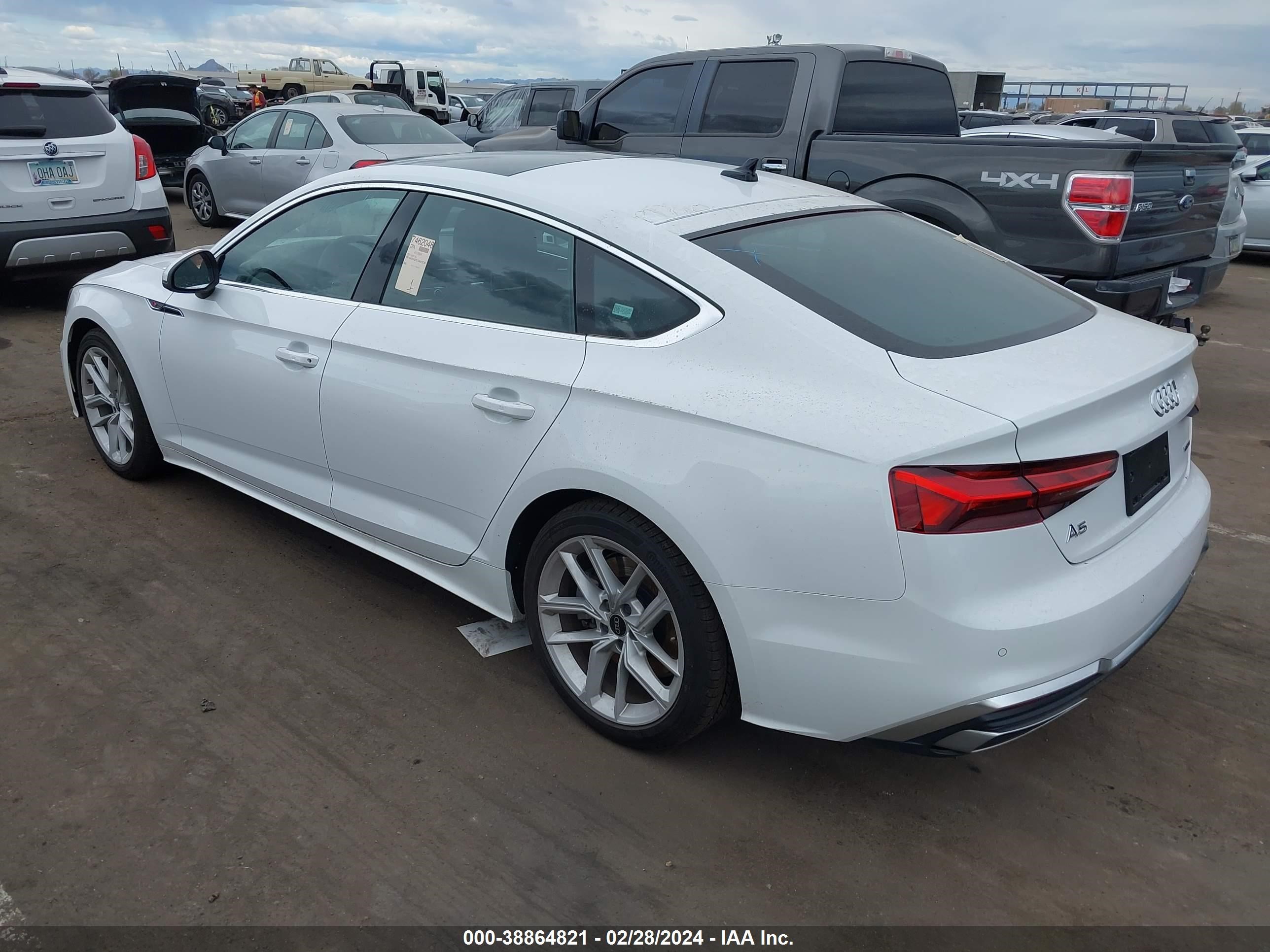 Photo 2 VIN: WAUFACF57RA013795 - AUDI A5 