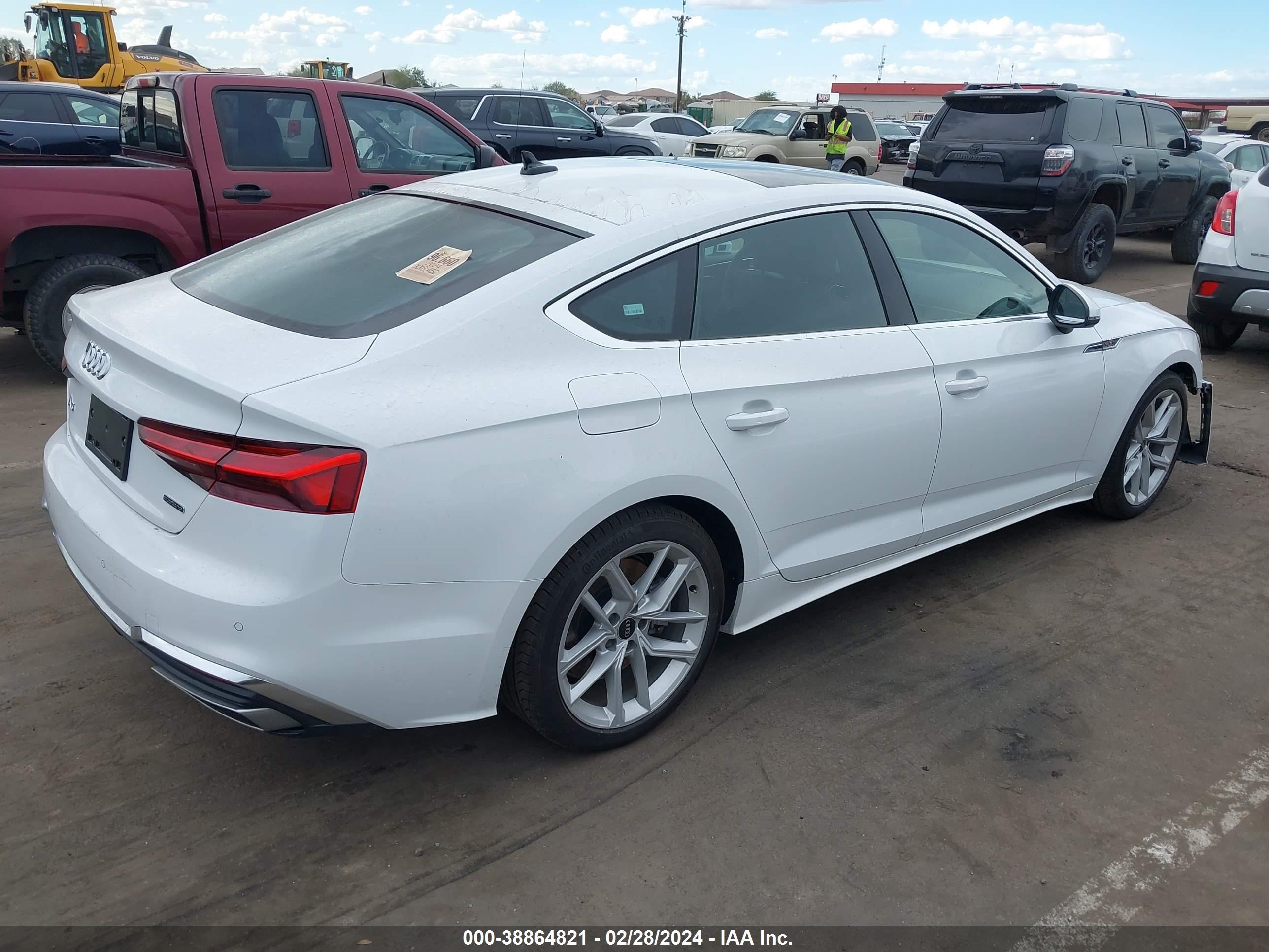 Photo 3 VIN: WAUFACF57RA013795 - AUDI A5 