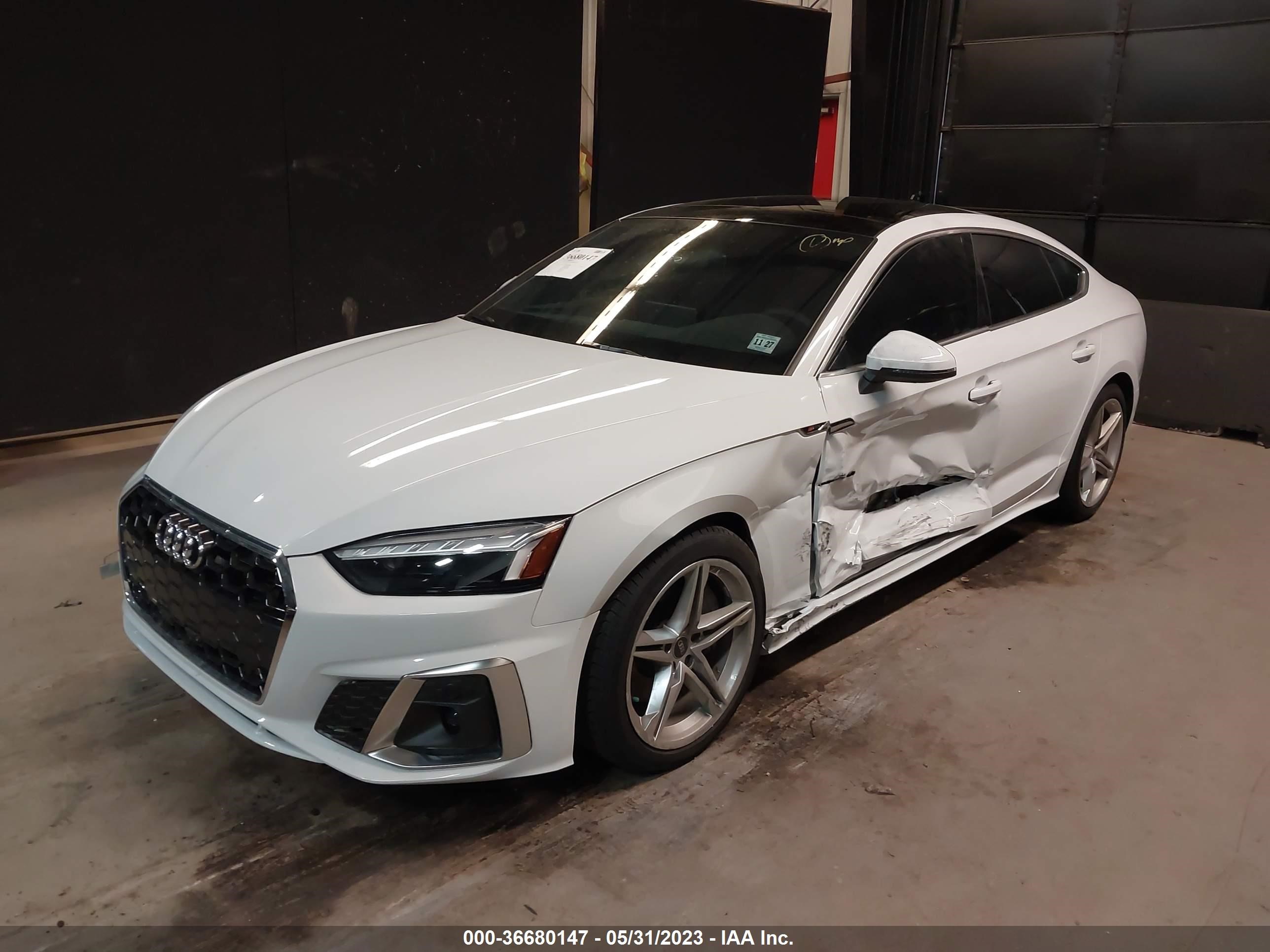 Photo 1 VIN: WAUFACF58NA035394 - AUDI A5 