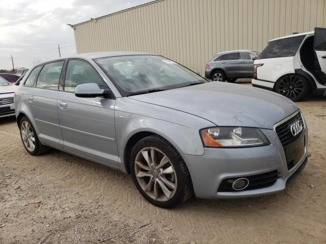 Photo 3 VIN: WAUFEAFM6CA027954 - AUDI A3 