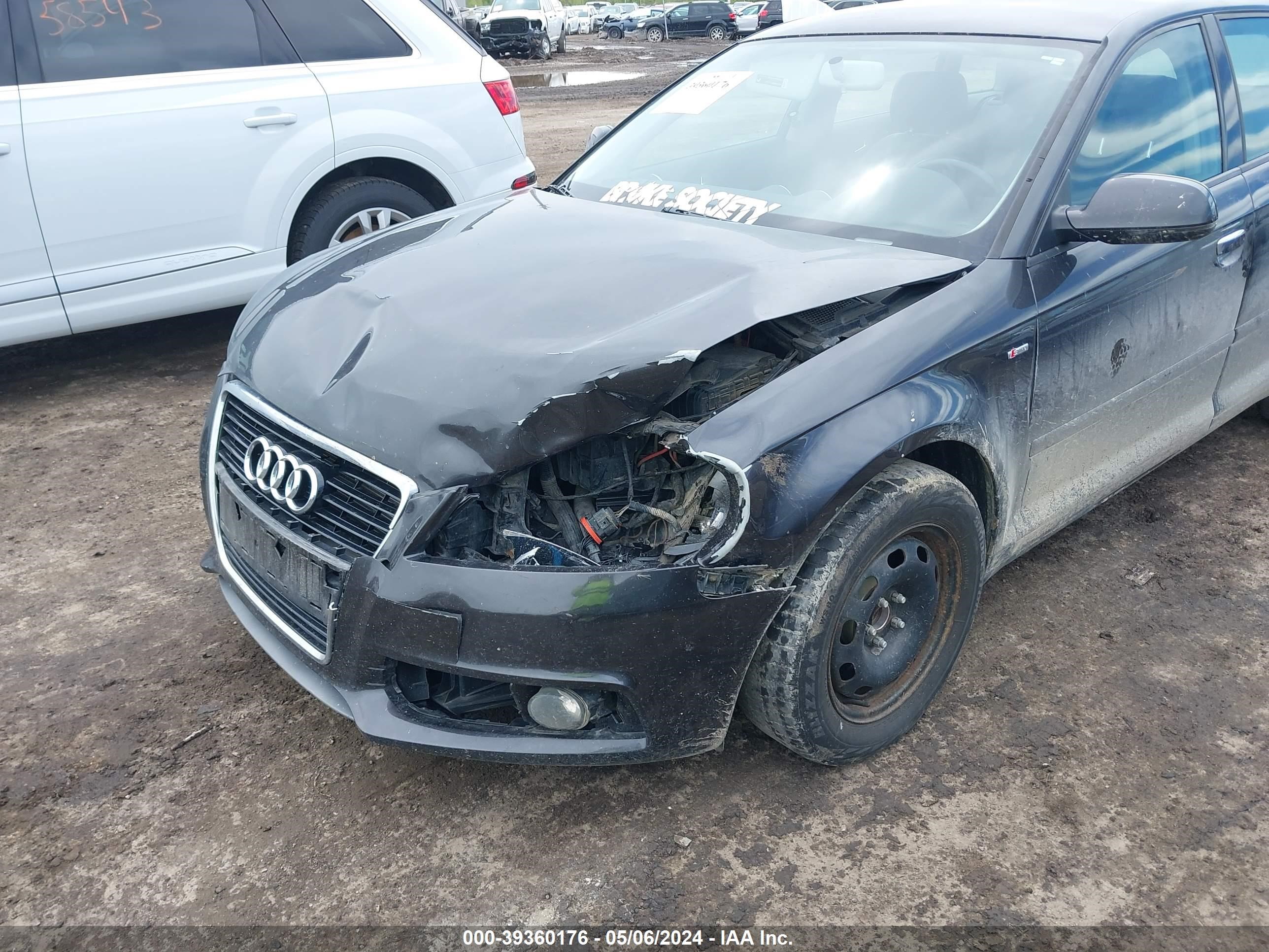 Photo 5 VIN: WAUFEAFMXCA125949 - AUDI A3 