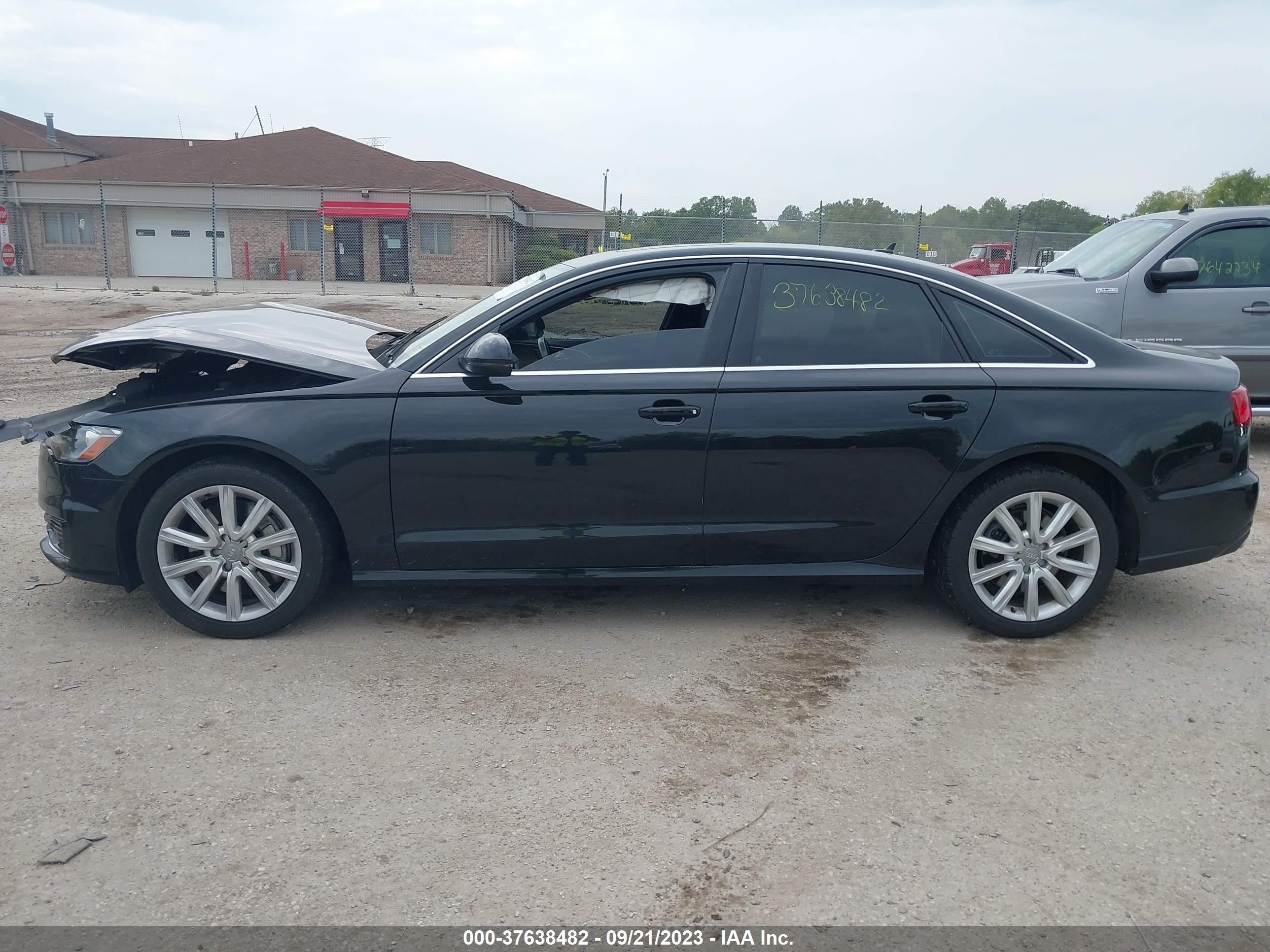 Photo 13 VIN: WAUFFAFC0GN130497 - AUDI A6 