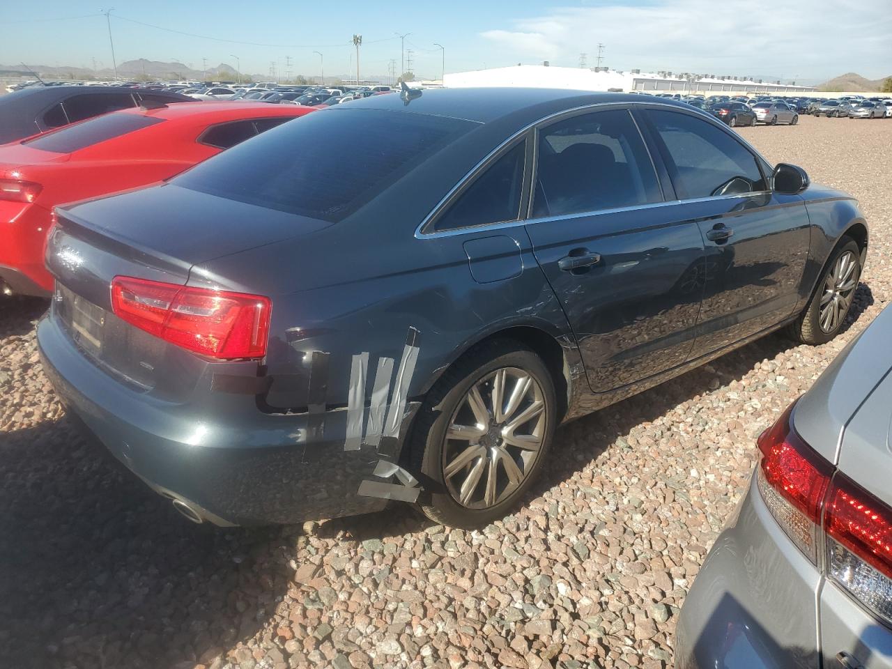 Photo 2 VIN: WAUFFAFCXFN025528 - AUDI A6 