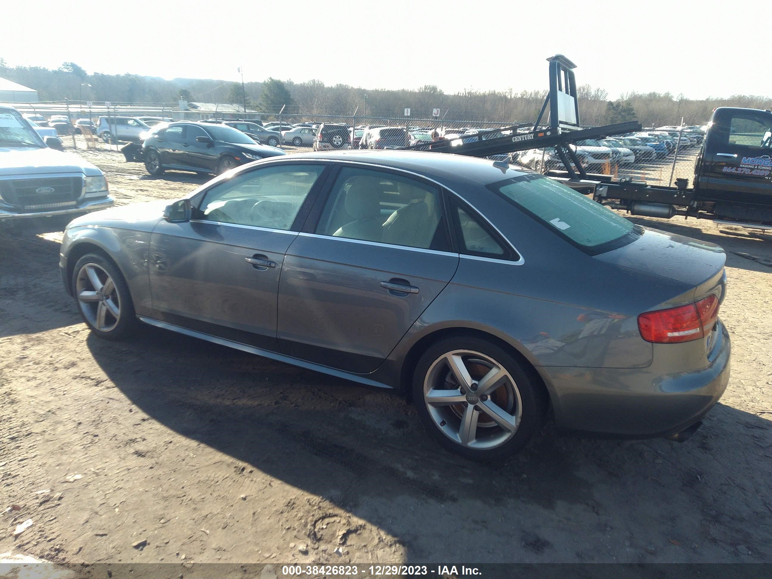 Photo 2 VIN: WAUFFAFL0CA115645 - AUDI A4 