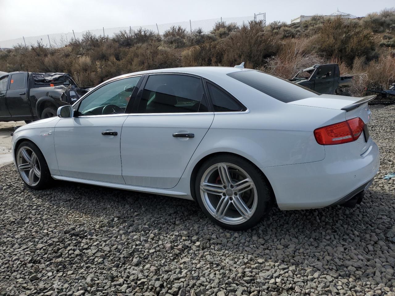 Photo 1 VIN: WAUFFAFL0CN013898 - AUDI A4 