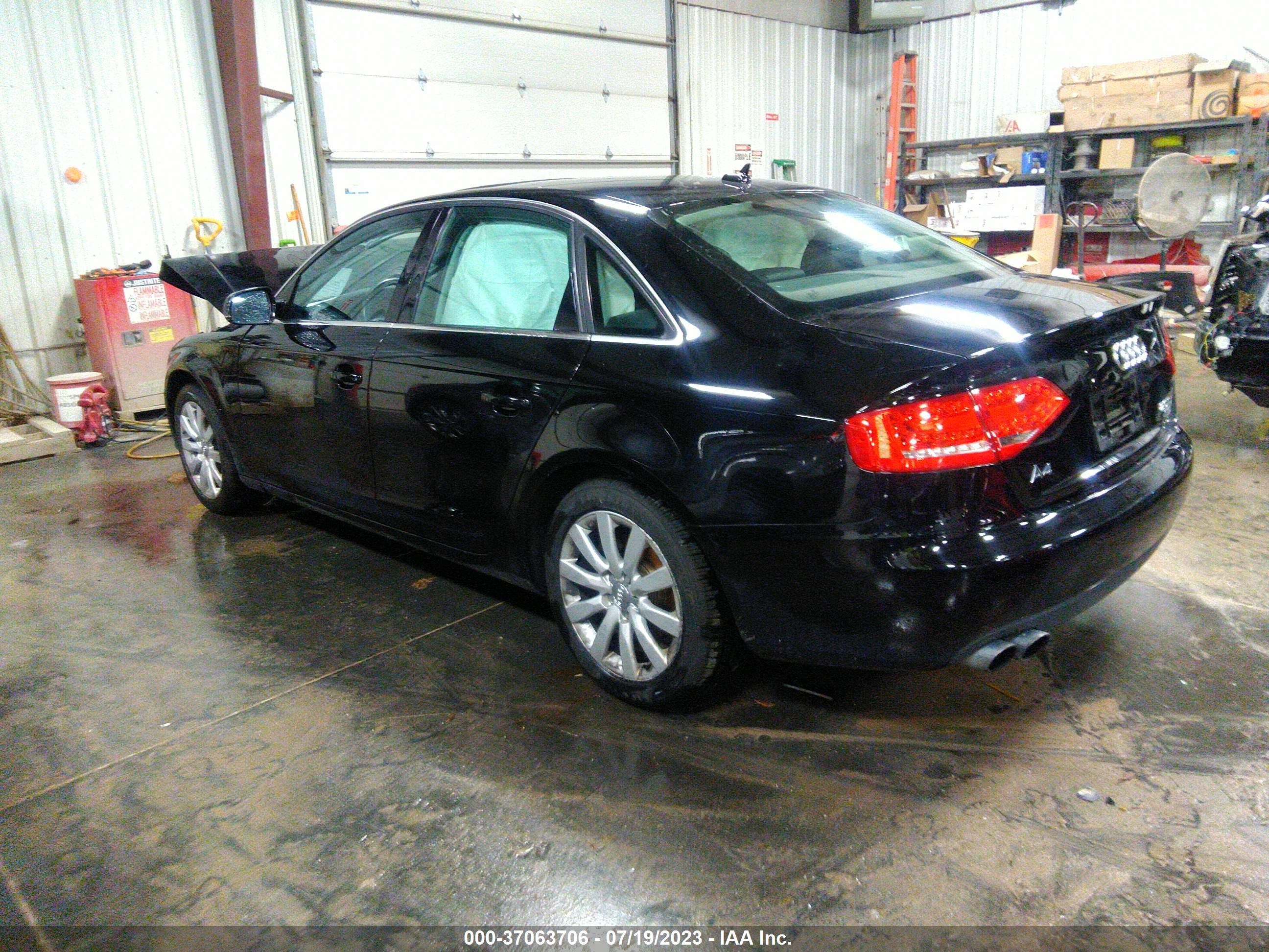 Photo 2 VIN: WAUFFAFL2BN034220 - AUDI A4 