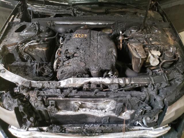 Photo 6 VIN: WAUFFAFL3AN056371 - AUDI A4 PREMIUM 