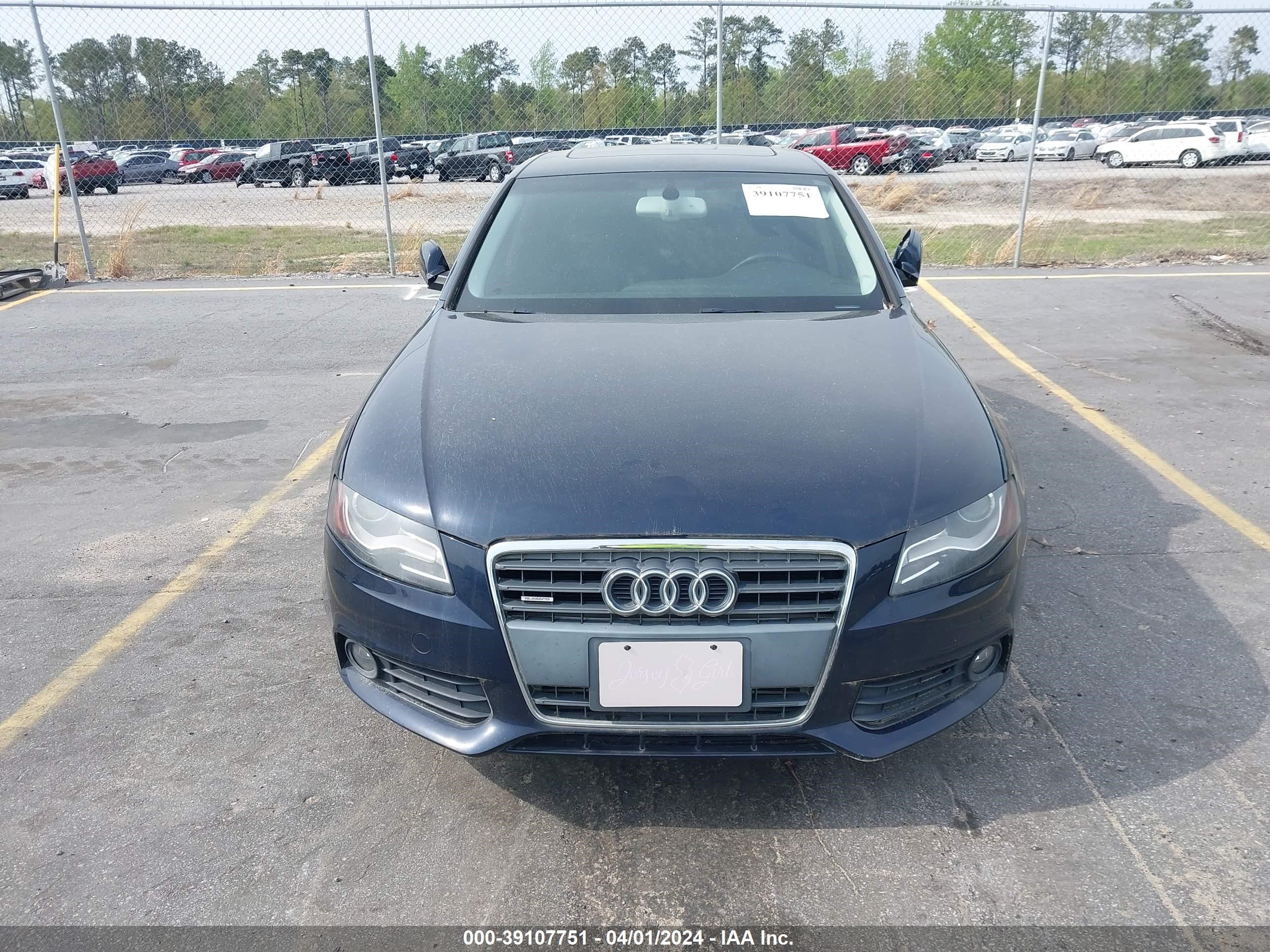 Photo 5 VIN: WAUFFAFL3BN032959 - AUDI A4 