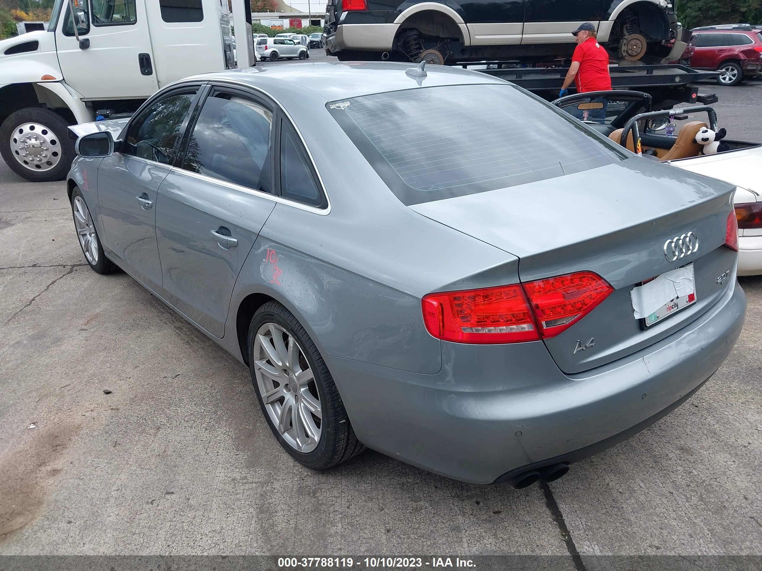 Photo 2 VIN: WAUFFAFL3BN047462 - AUDI A4 