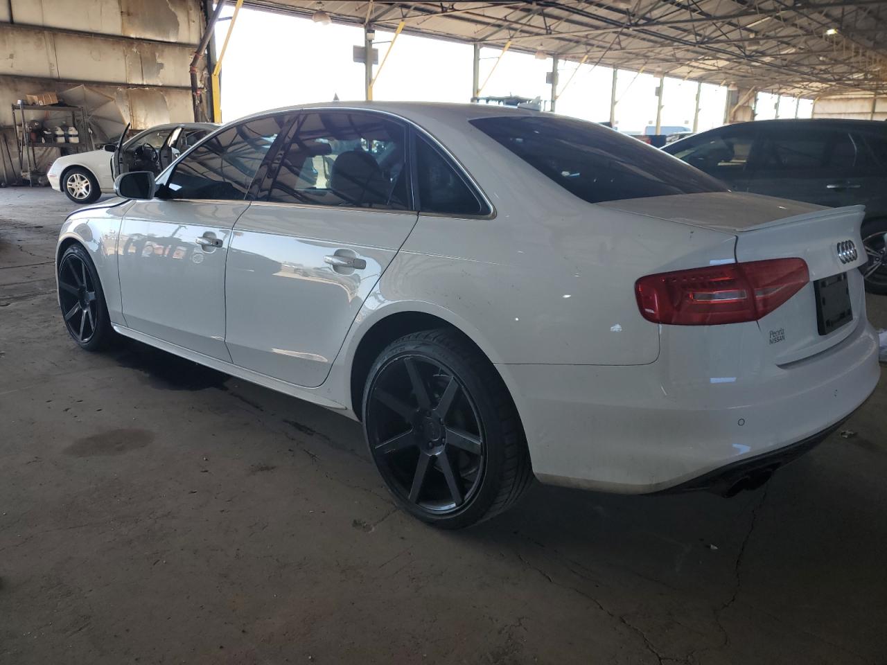 Photo 1 VIN: WAUFFAFL5FN026313 - AUDI A4 