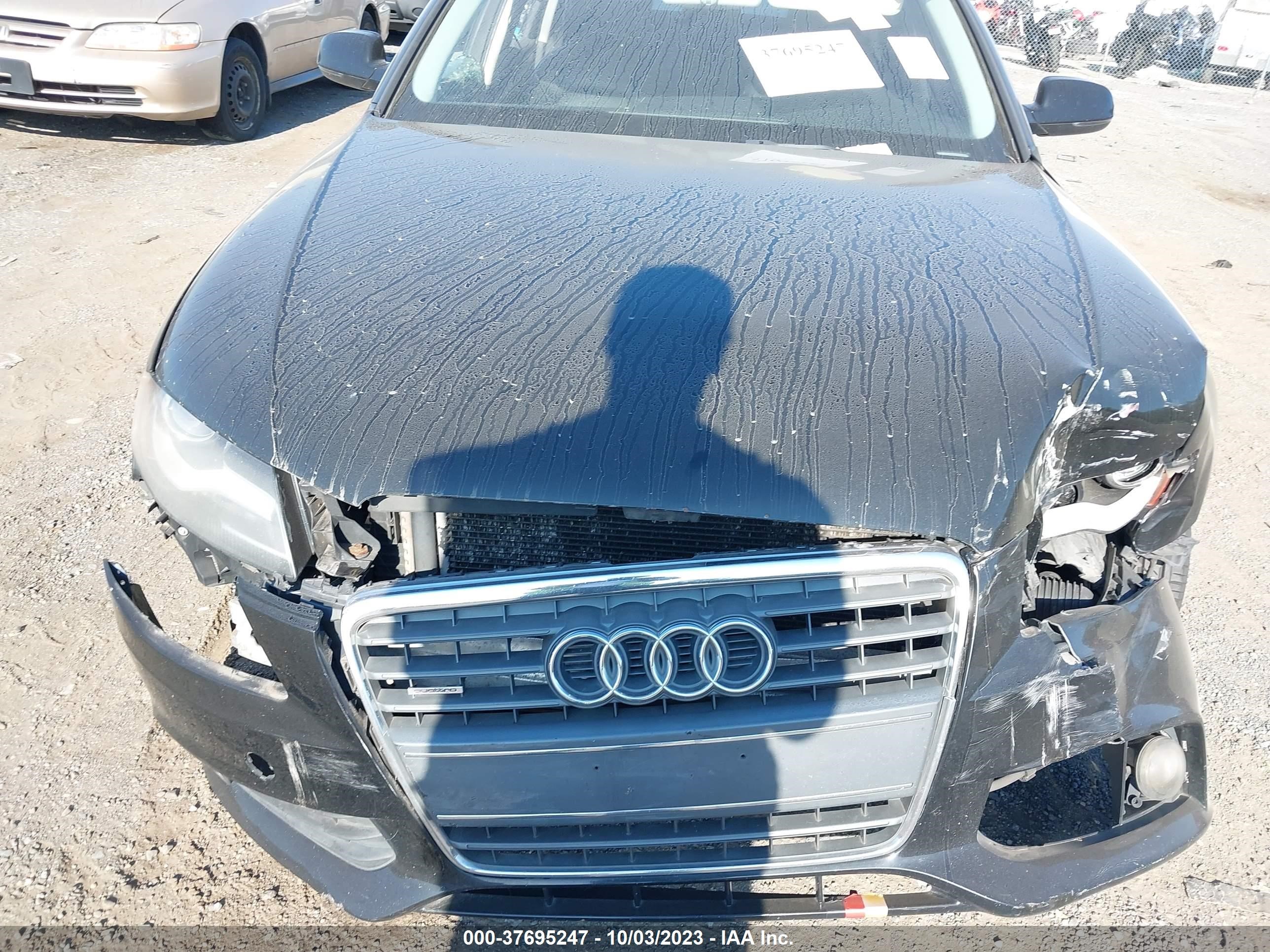 Photo 9 VIN: WAUFFAFL6AN020481 - AUDI A4 