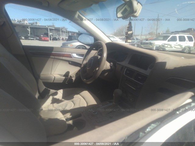 Photo 4 VIN: WAUFFAFL6CN007085 - AUDI A4 