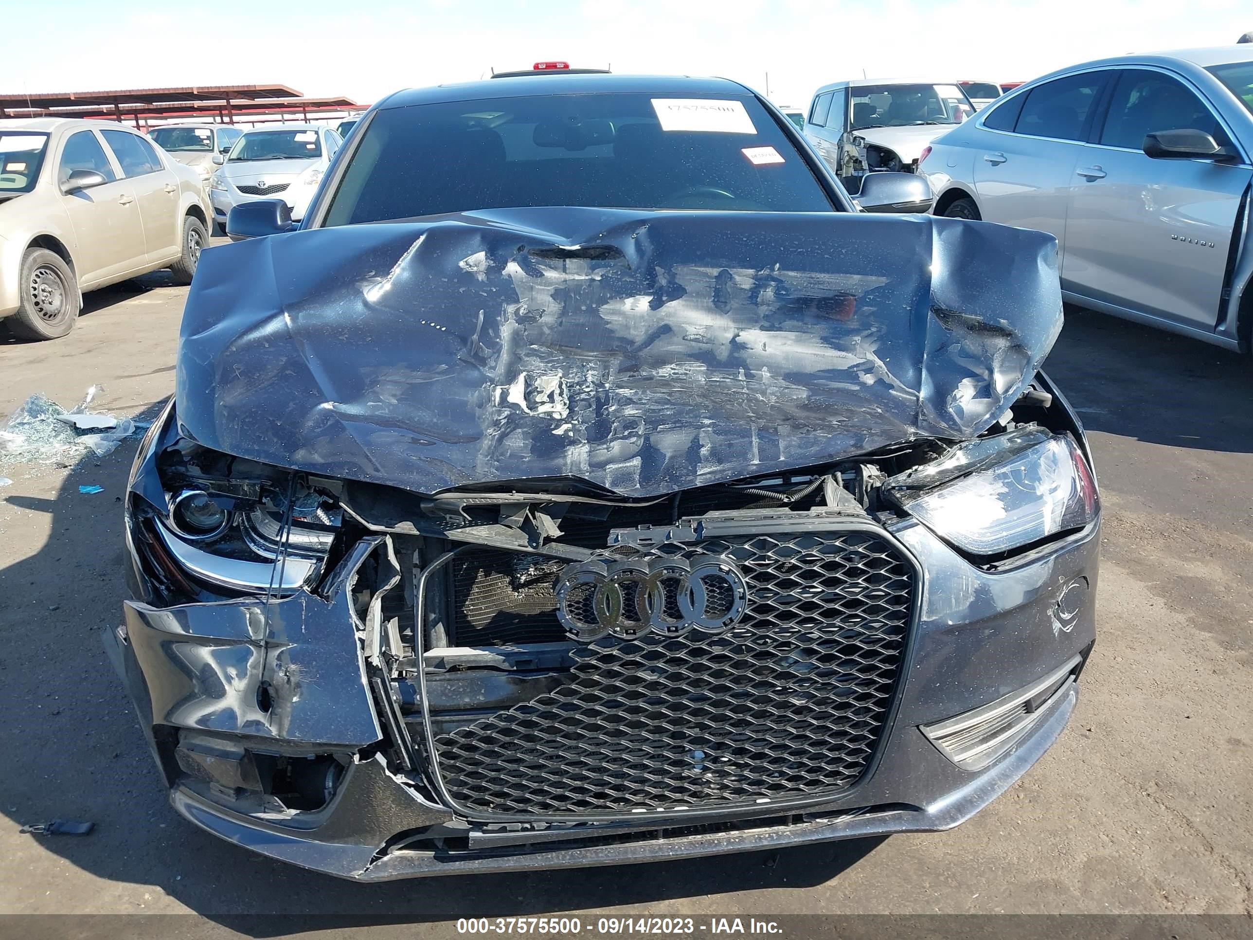 Photo 11 VIN: WAUFFAFL6DN021067 - AUDI A4 