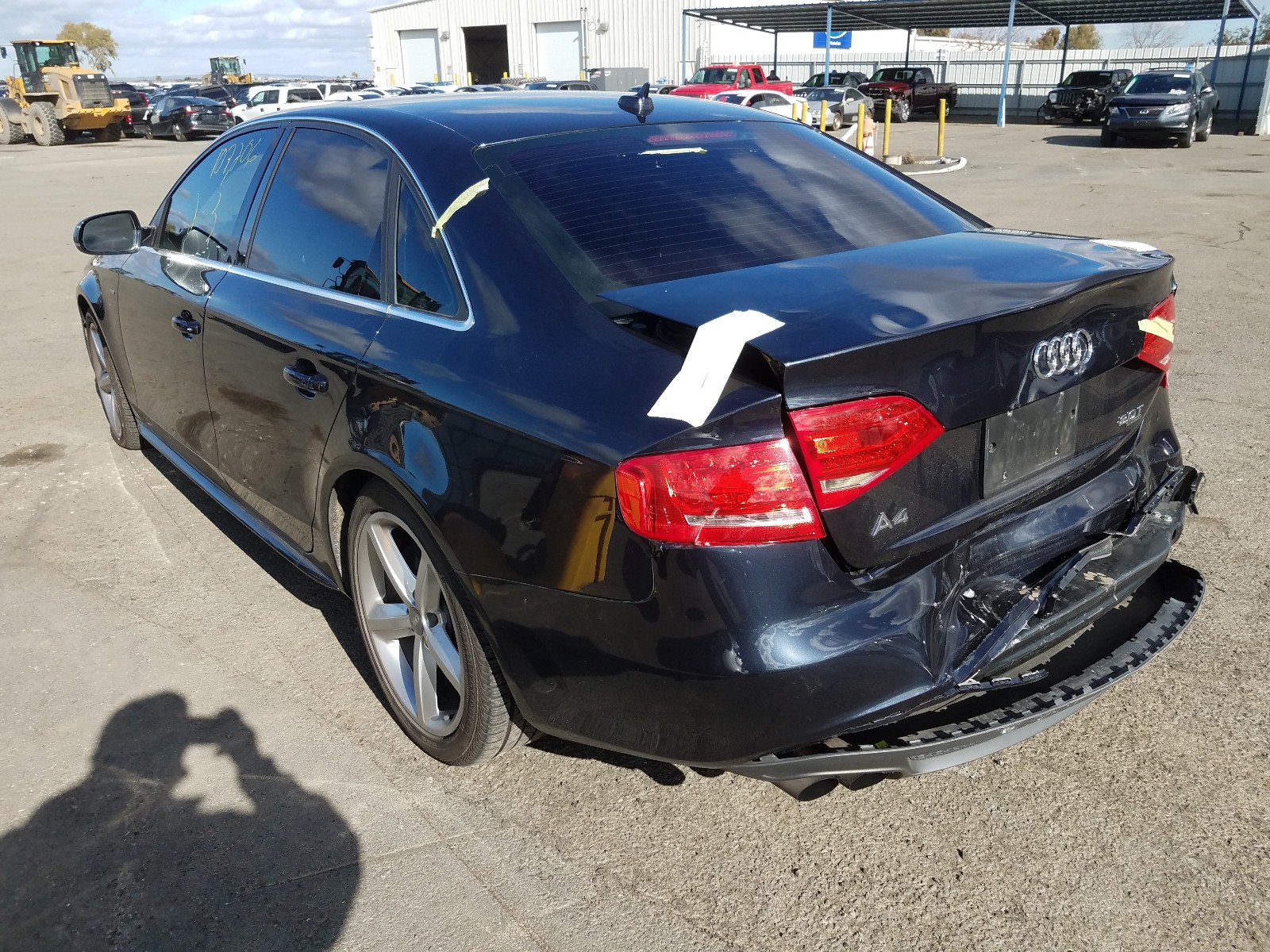 Photo 2 VIN: WAUFFAFL7CA118655 - AUDI A4 