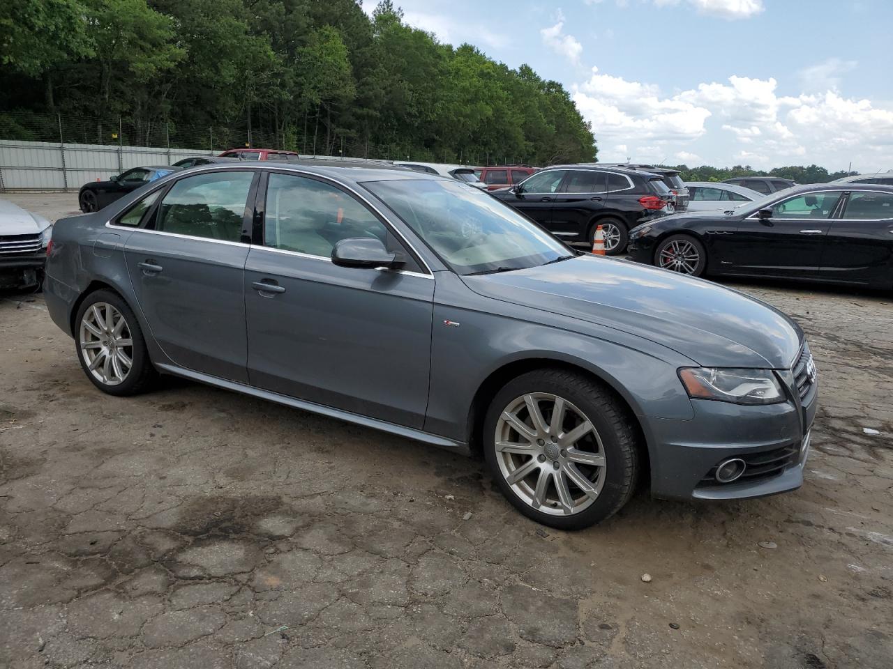 Photo 3 VIN: WAUFFAFL7CA120552 - AUDI A4 