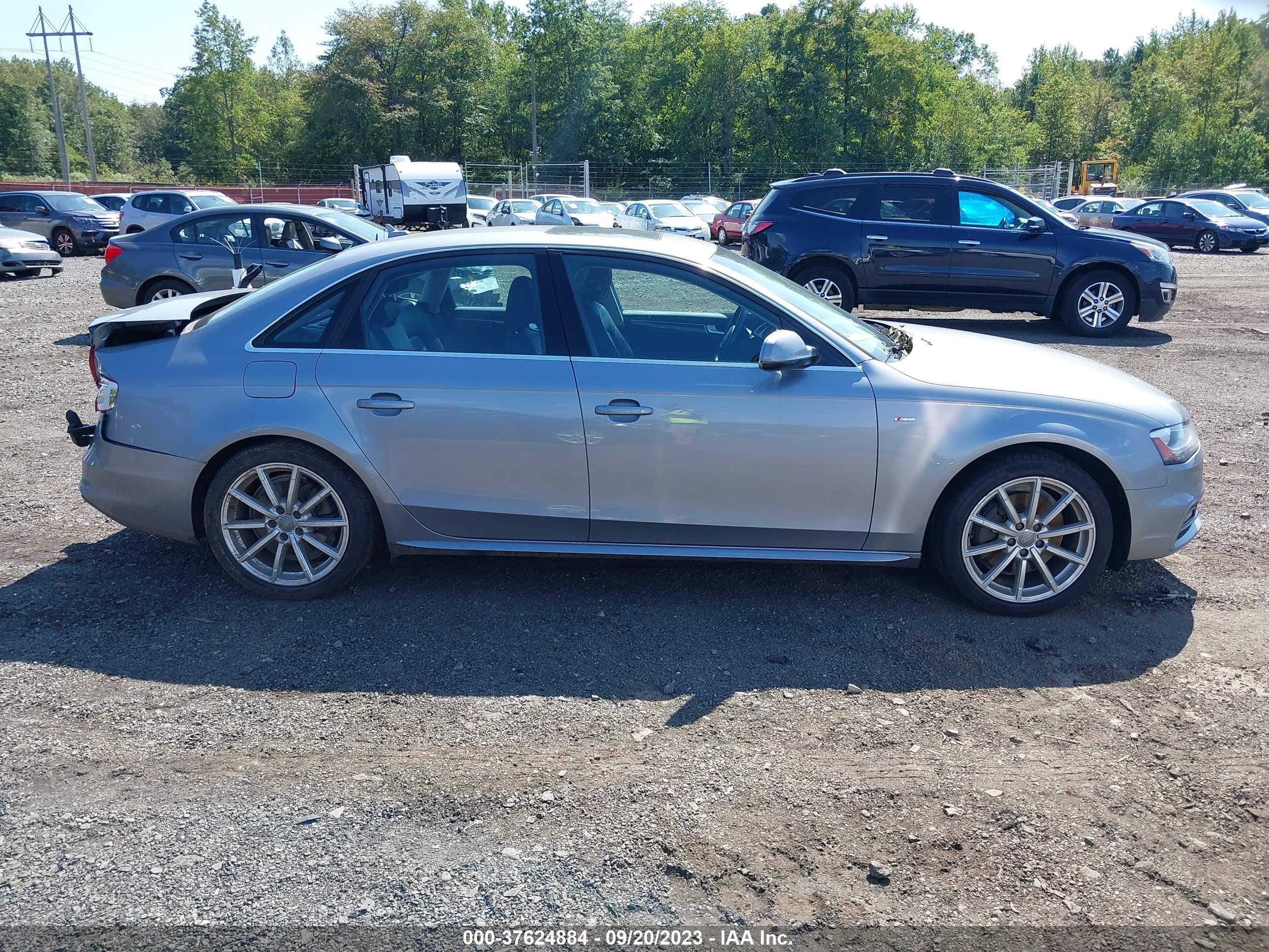 Photo 12 VIN: WAUFFAFL7GN008705 - AUDI A4 