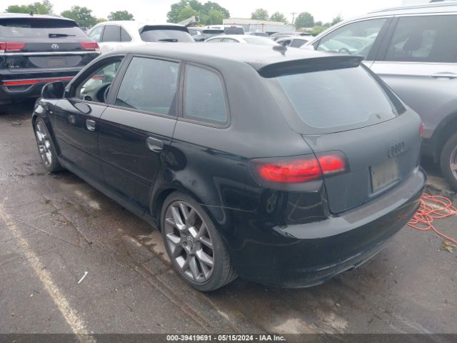 Photo 2 VIN: WAUFFAFM8AA029067 - AUDI A3 