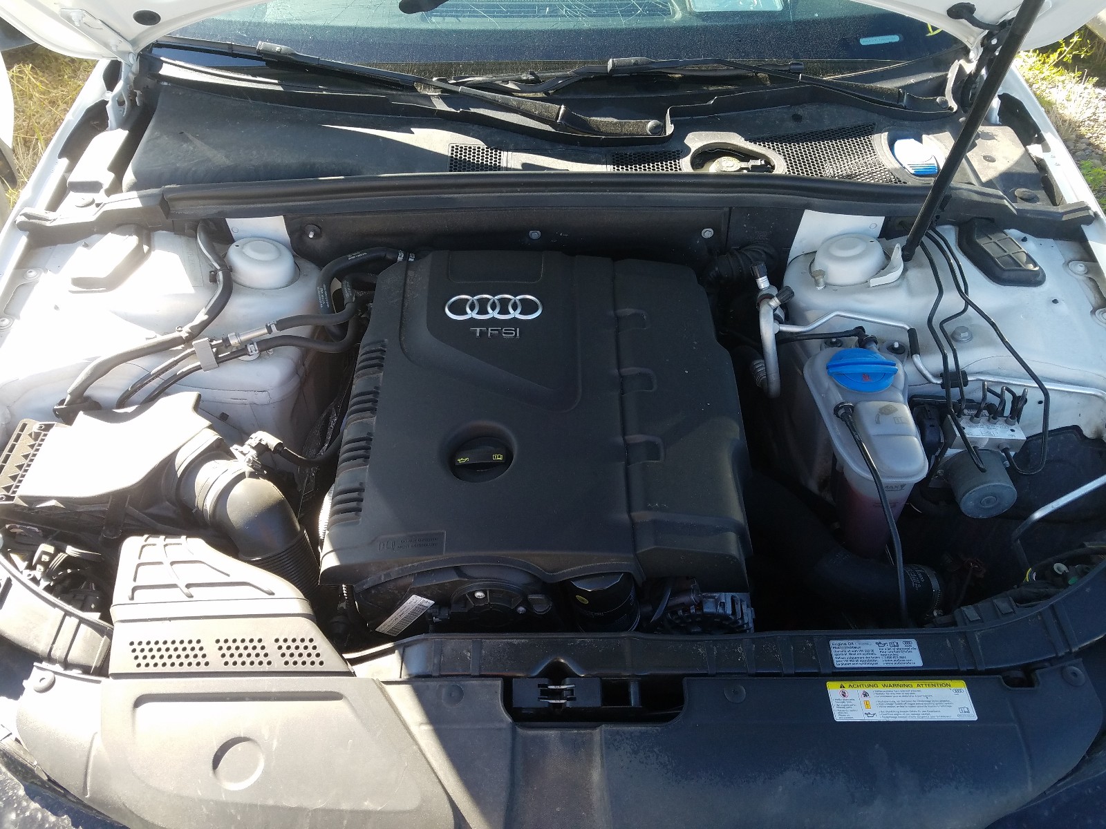 Photo 6 VIN: WAUFFCFL2EN035299 - AUDI A4 PREMIUM 