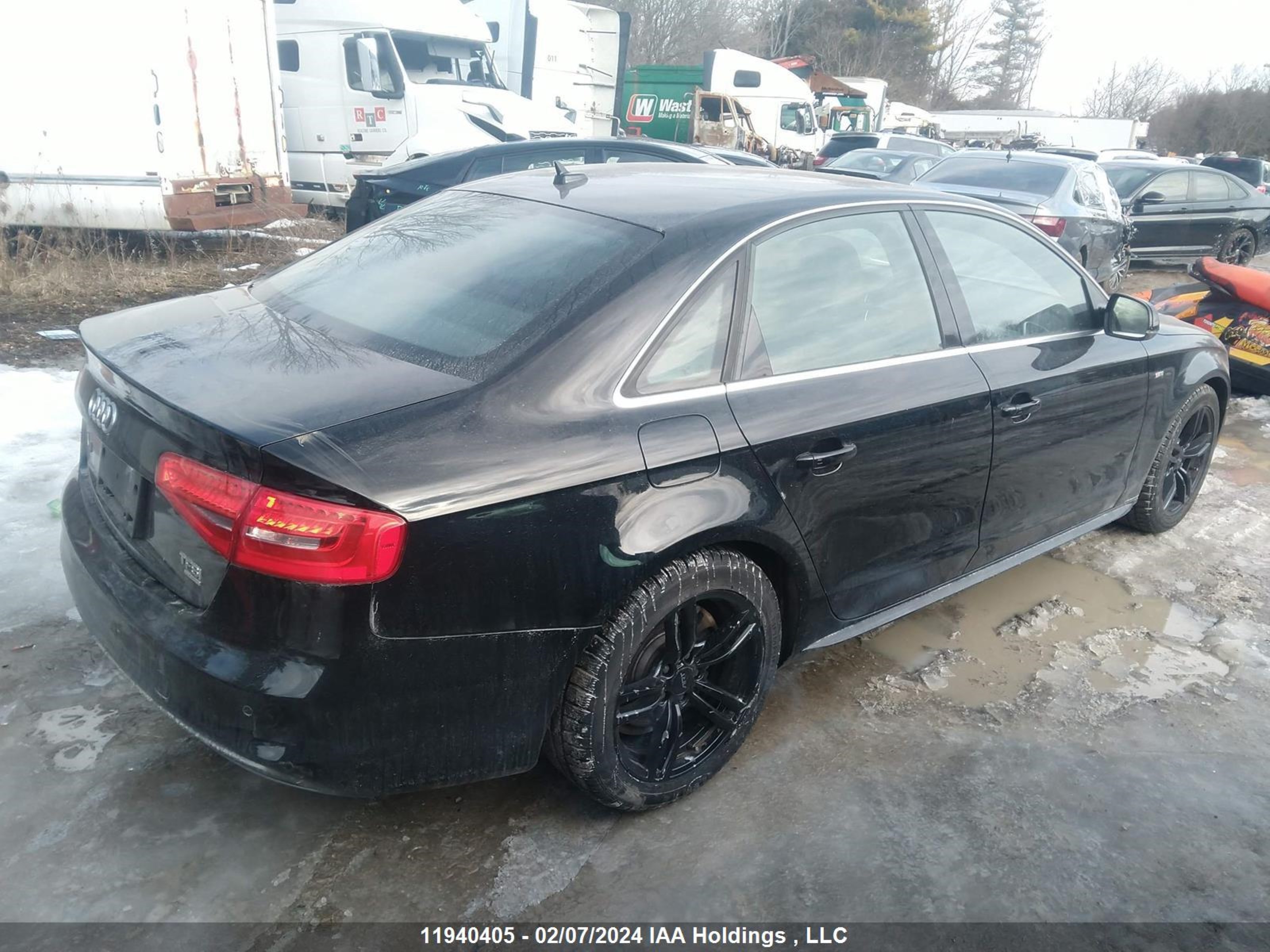 Photo 3 VIN: WAUFFCFL3FN019582 - AUDI A4 