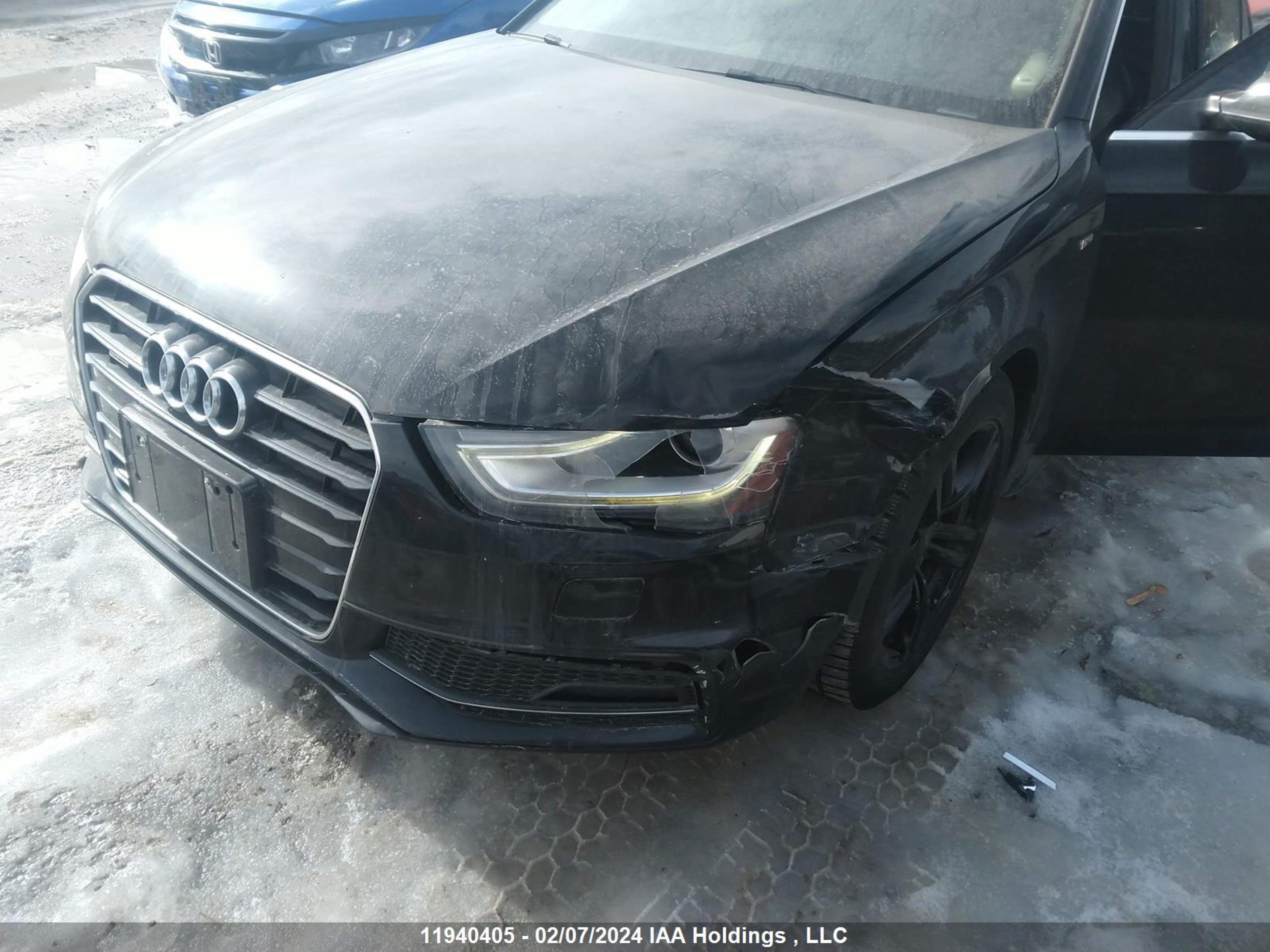 Photo 5 VIN: WAUFFCFL3FN019582 - AUDI A4 