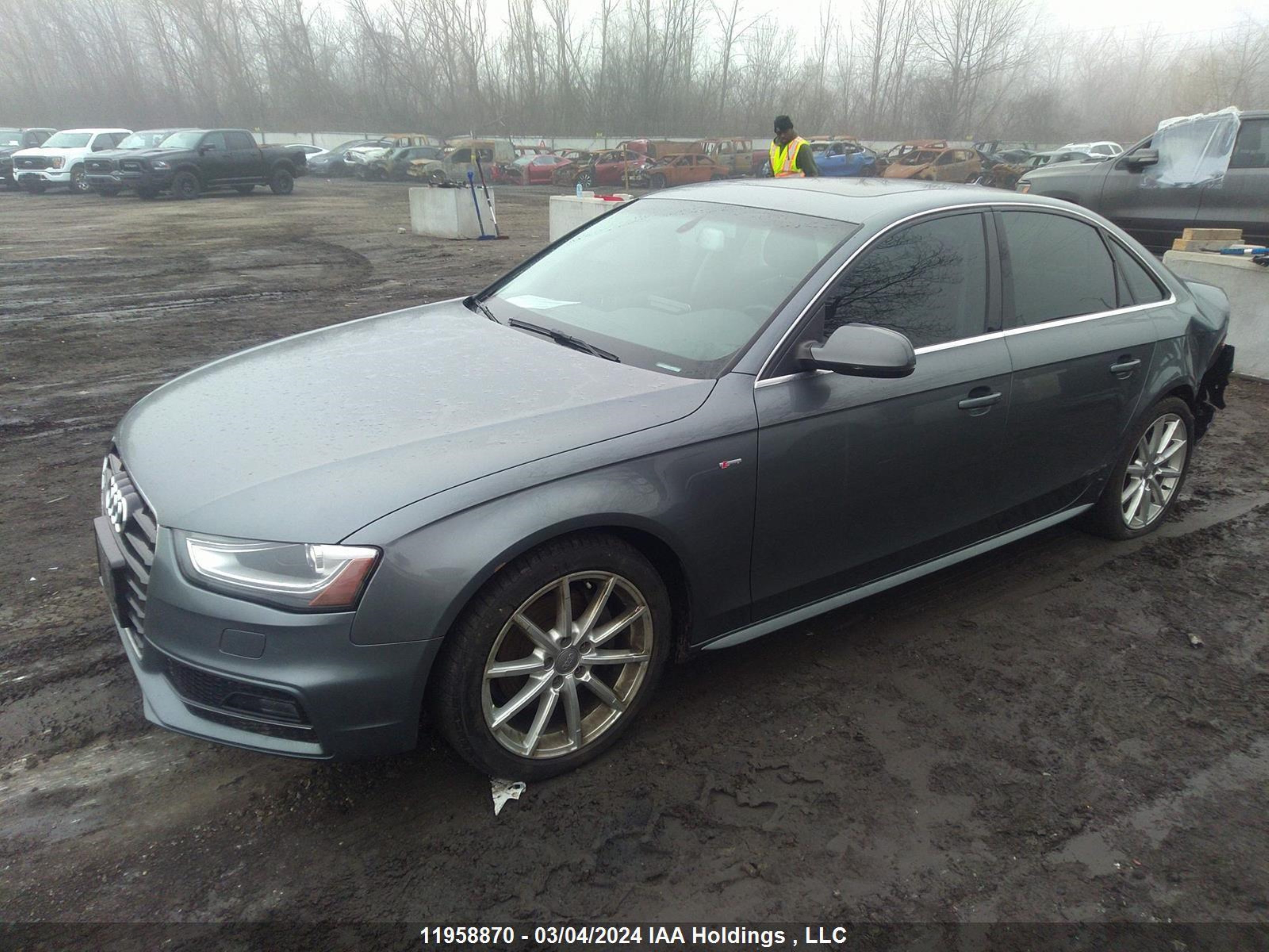 Photo 1 VIN: WAUFFCFL4FN028775 - AUDI A4 