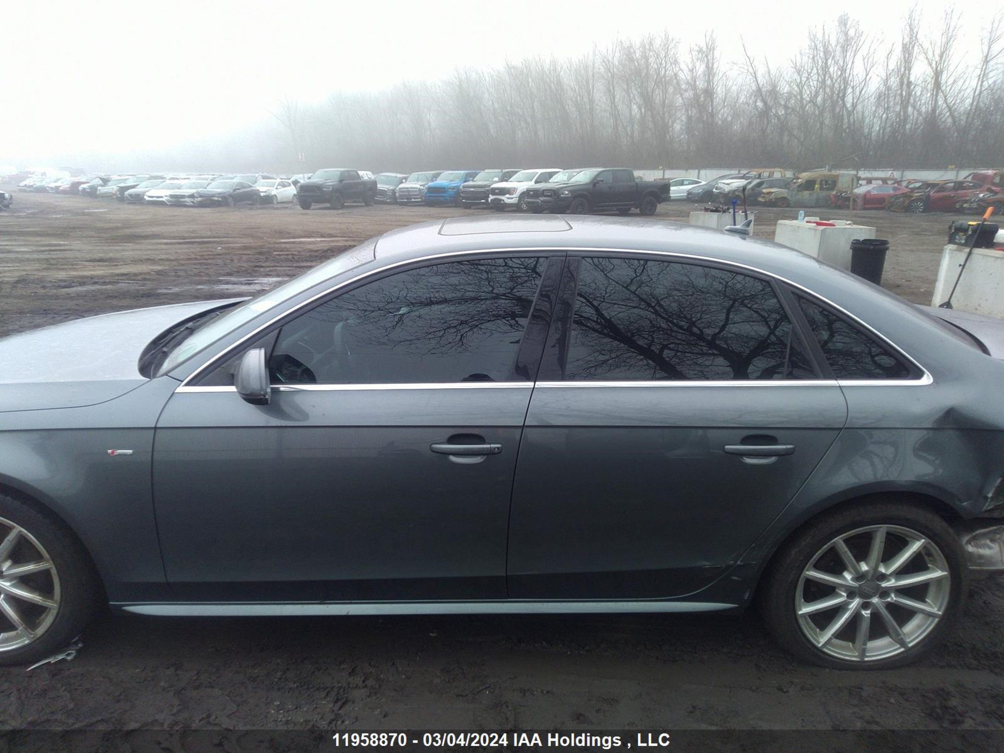 Photo 13 VIN: WAUFFCFL4FN028775 - AUDI A4 