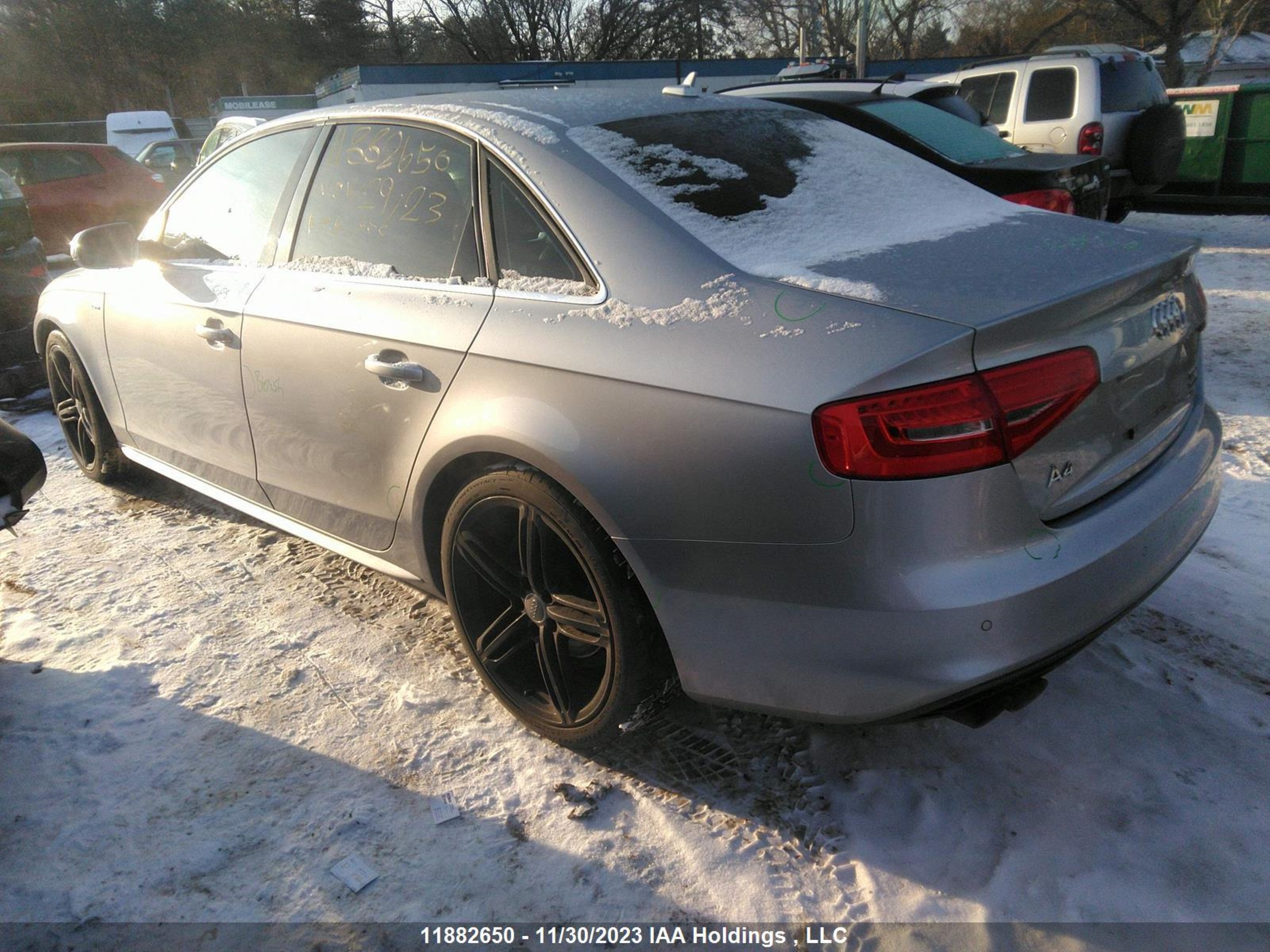 Photo 2 VIN: WAUFFCFL4GN002128 - AUDI A4 