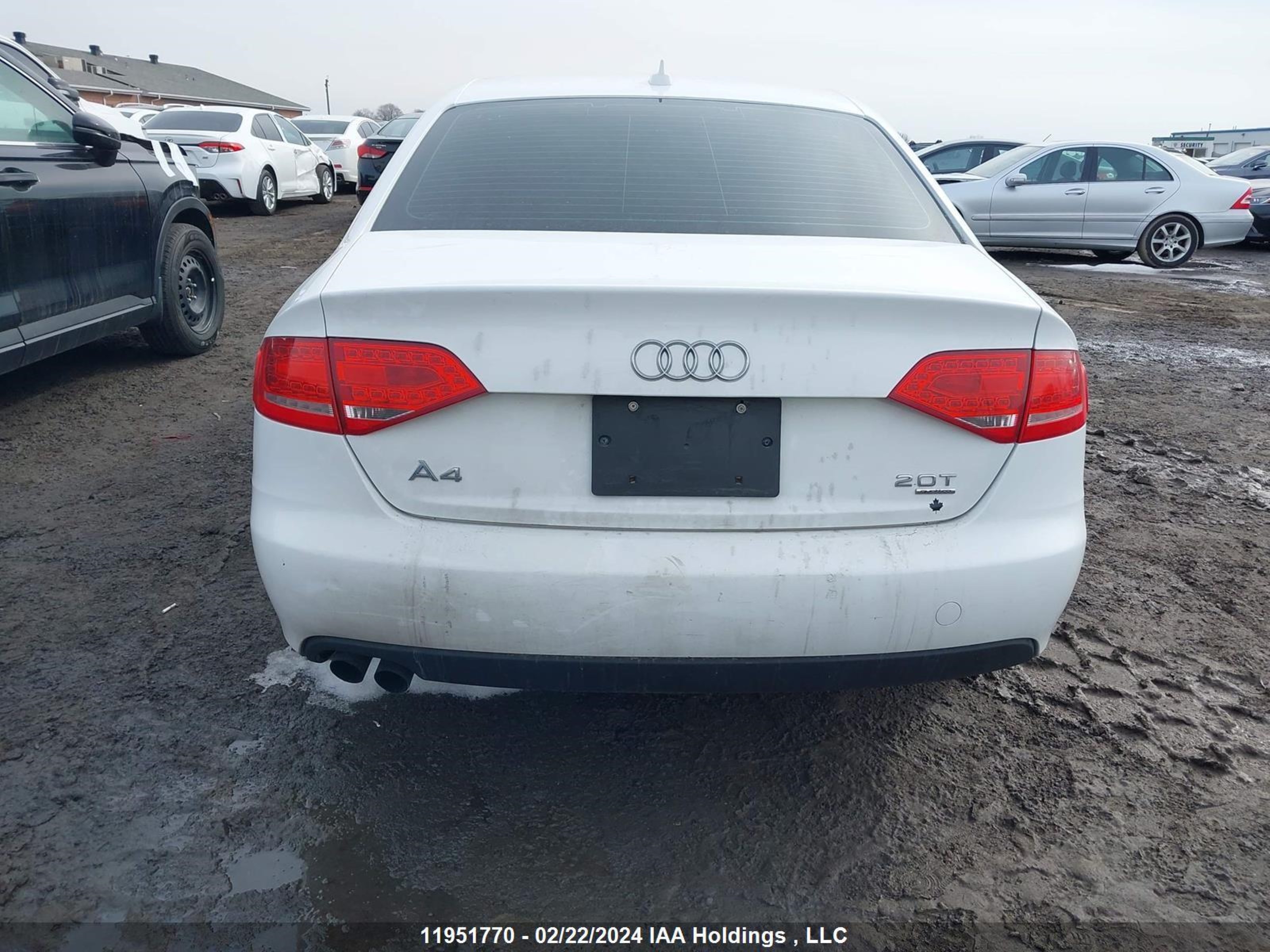 Photo 15 VIN: WAUFFCFL9BN023873 - AUDI A4 