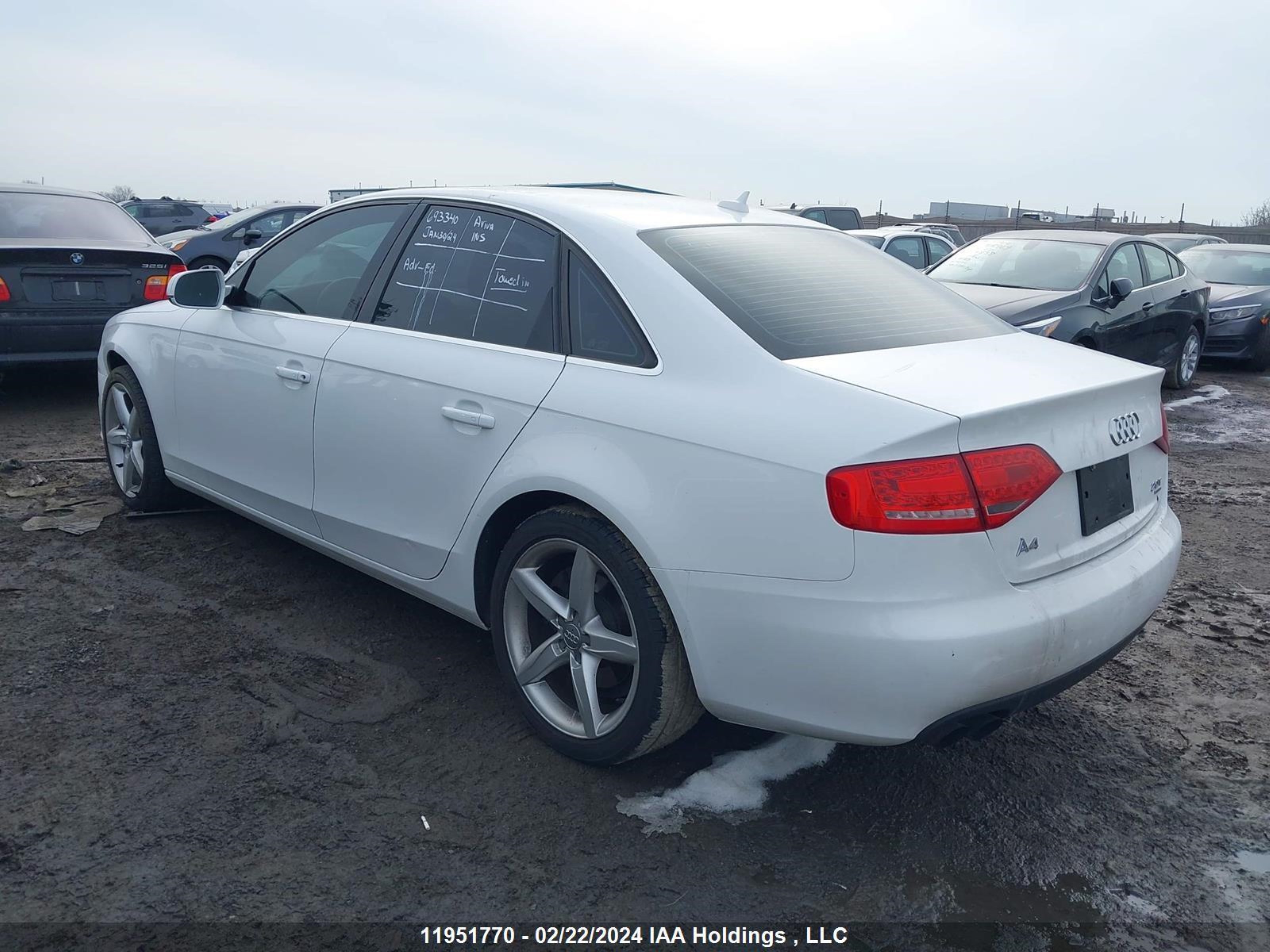 Photo 2 VIN: WAUFFCFL9BN023873 - AUDI A4 