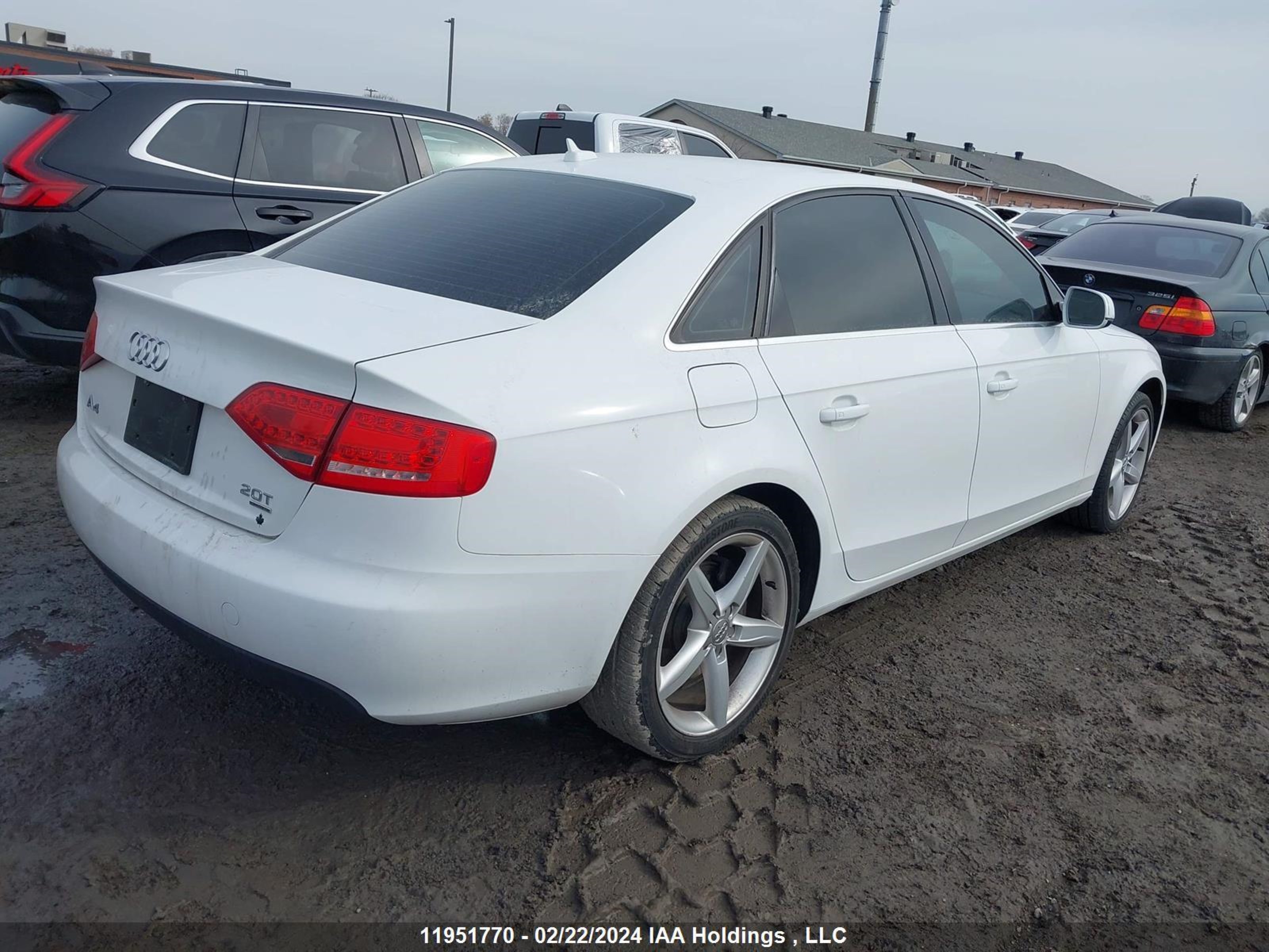 Photo 3 VIN: WAUFFCFL9BN023873 - AUDI A4 