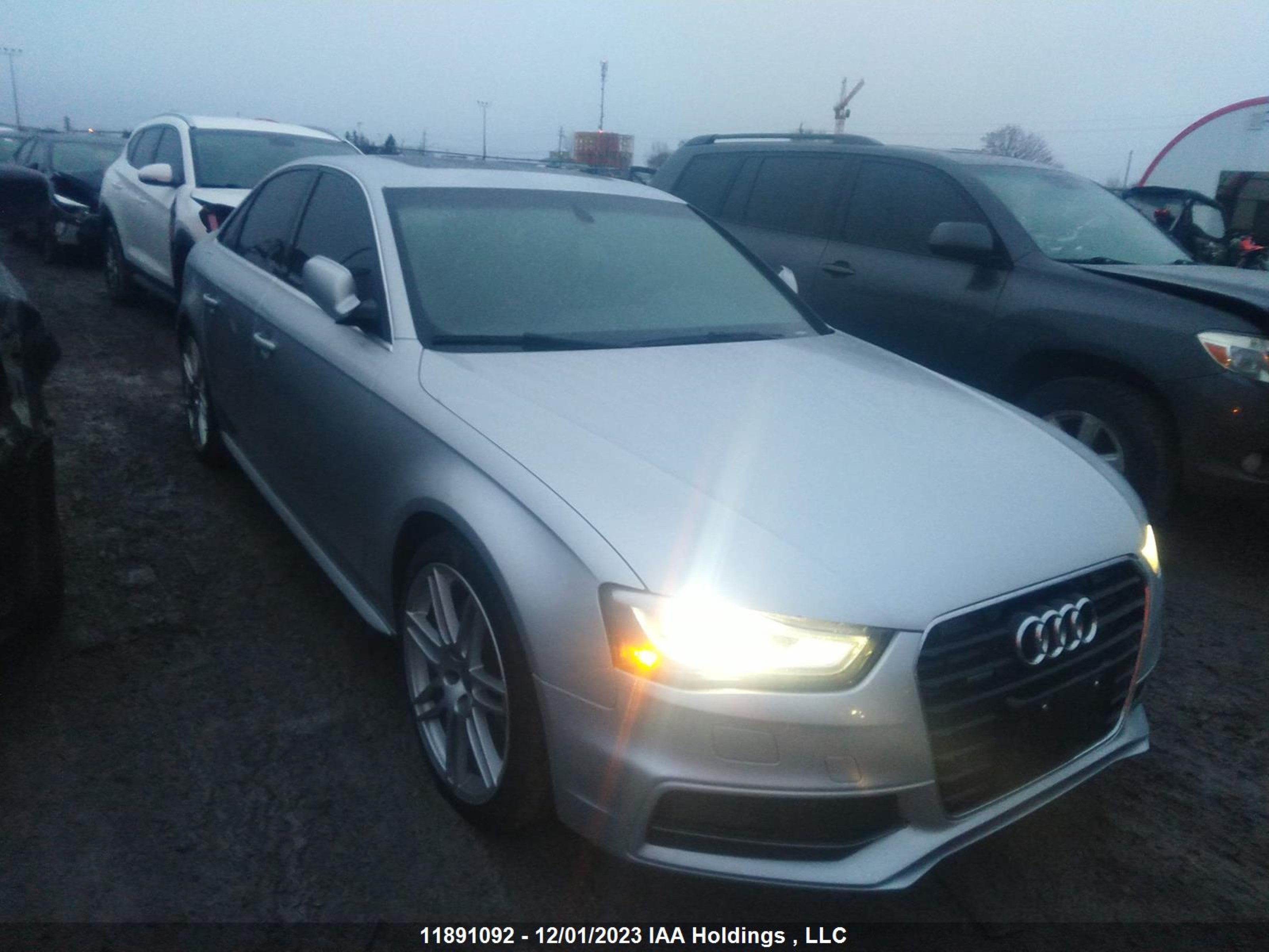 Photo 0 VIN: WAUFFCFLXDA173081 - AUDI A4 