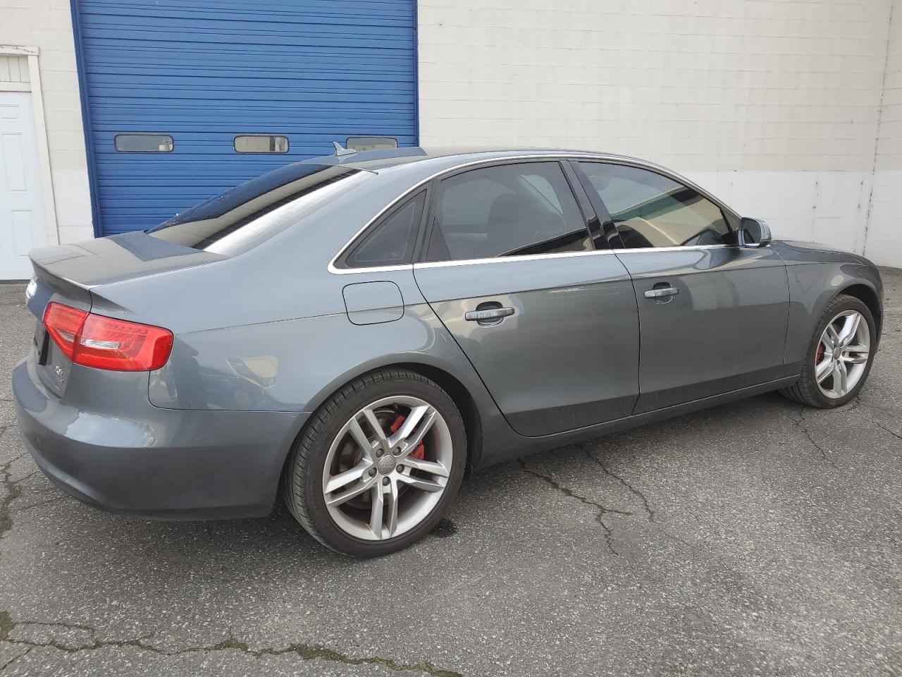 Photo 2 VIN: WAUFFCFLXDN050826 - AUDI A4 