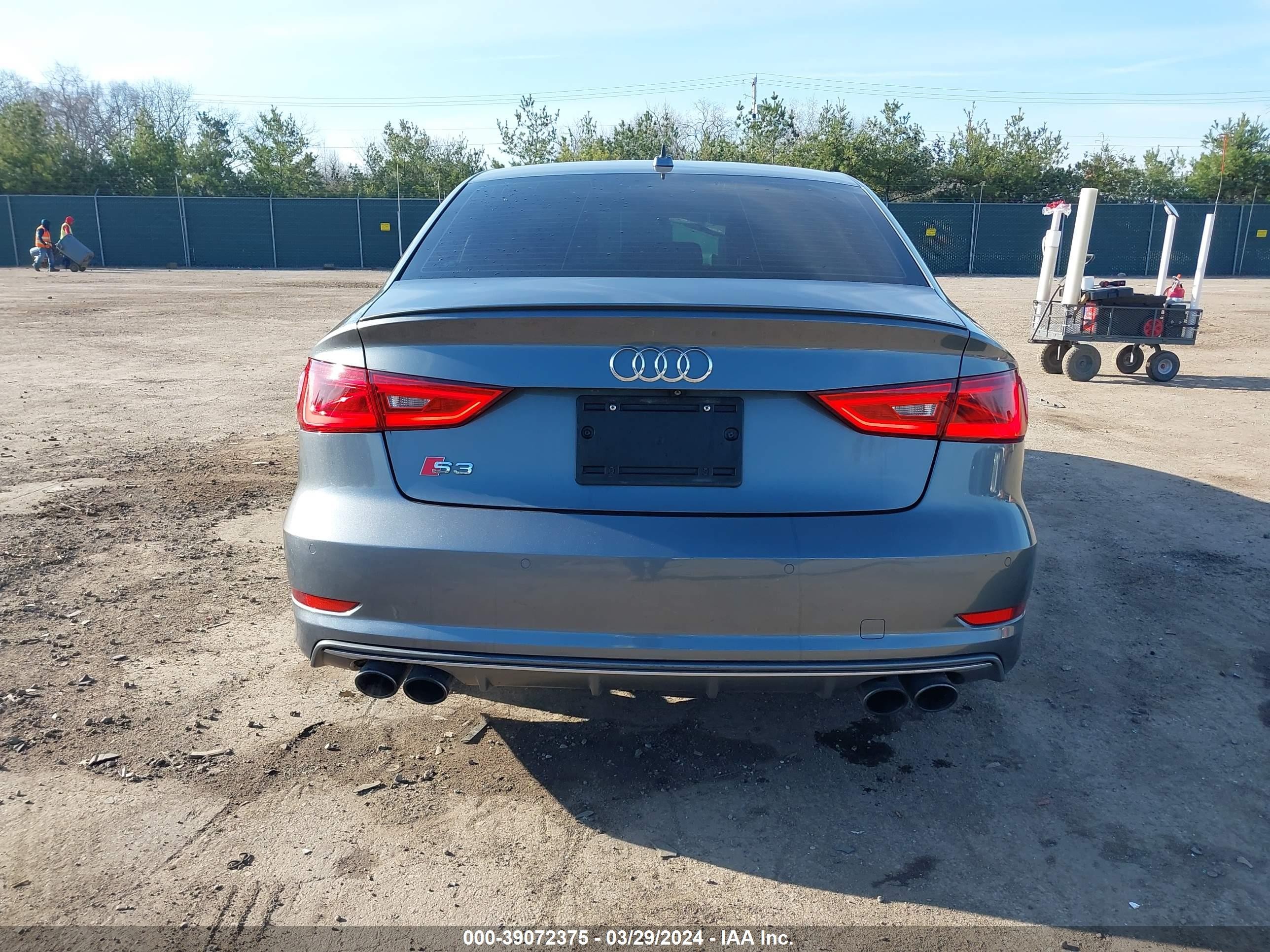 Photo 15 VIN: WAUFFGFF0F1068862 - AUDI S3 