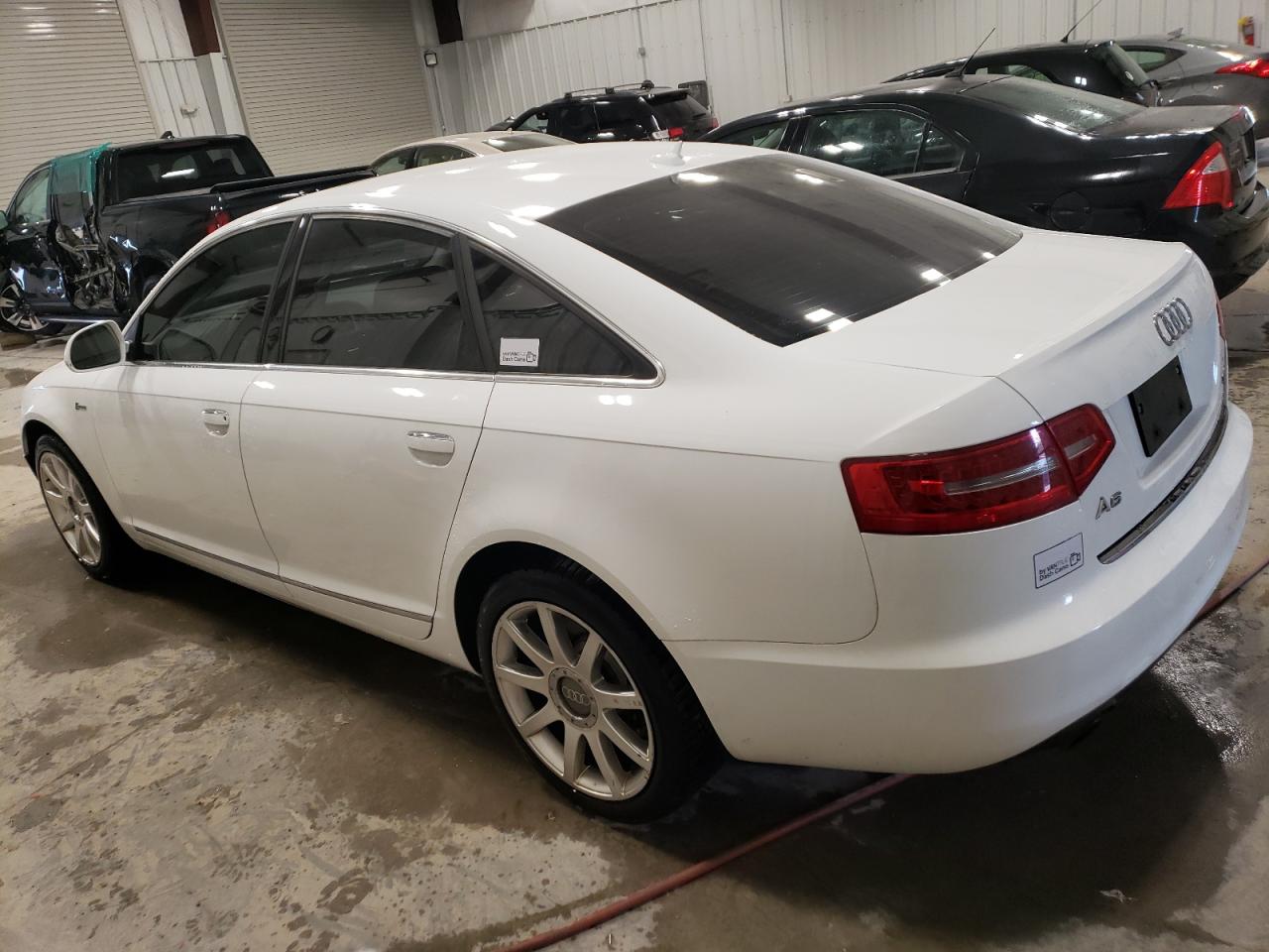 Photo 1 VIN: WAUFGAFB2AN057919 - AUDI A6 