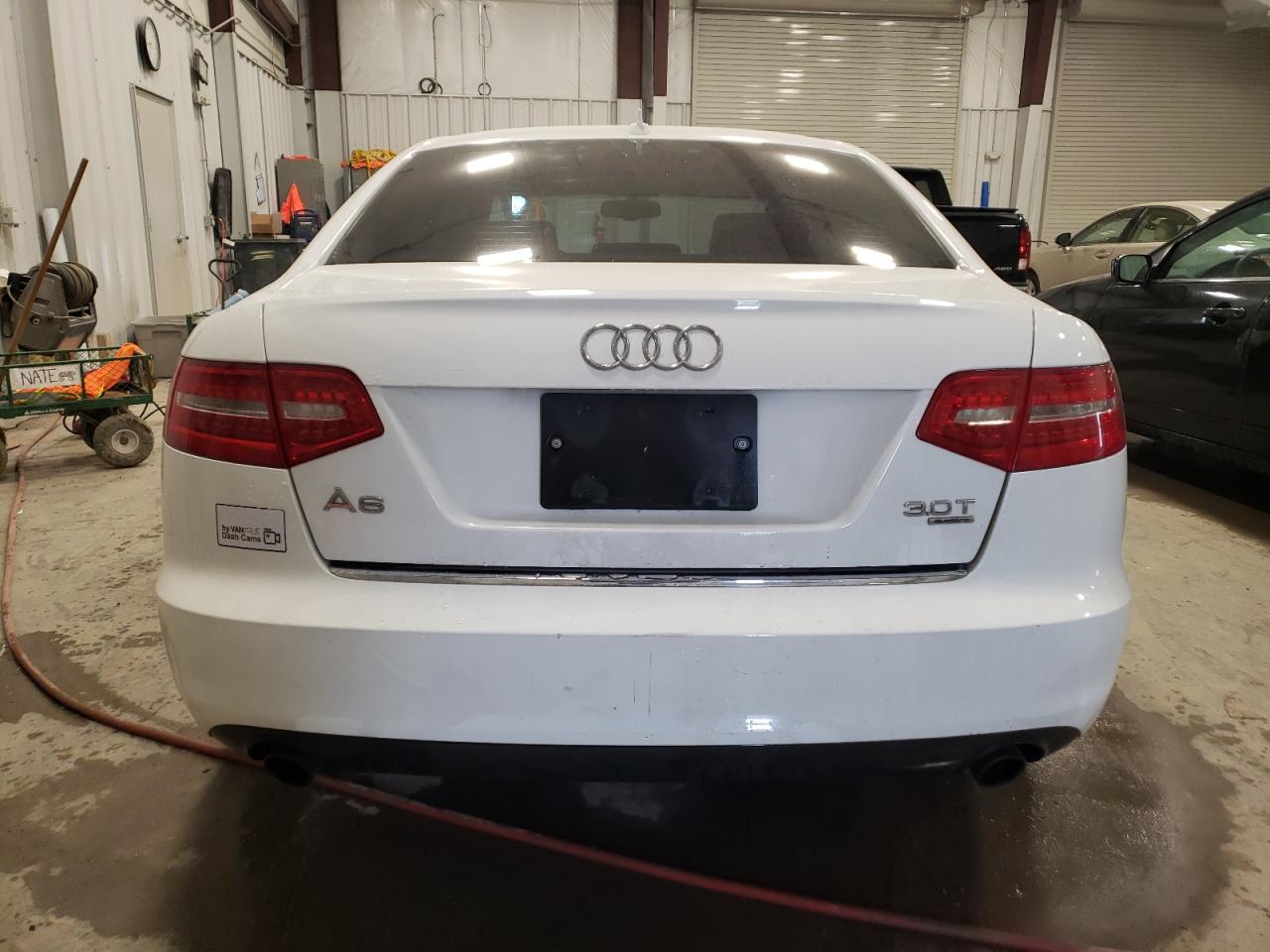 Photo 5 VIN: WAUFGAFB2AN057919 - AUDI A6 