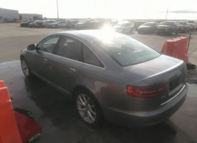 Photo 2 VIN: WAUFGAFB4AN049143 - AUDI A6 