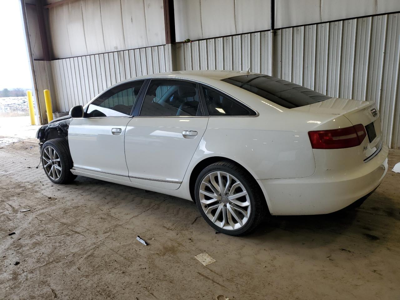 Photo 1 VIN: WAUFGAFBXAN051964 - AUDI A6 