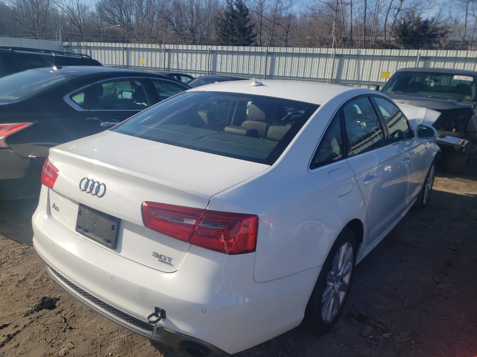 Photo 3 VIN: WAUFGAFC1FN010896 - AUDI A6 