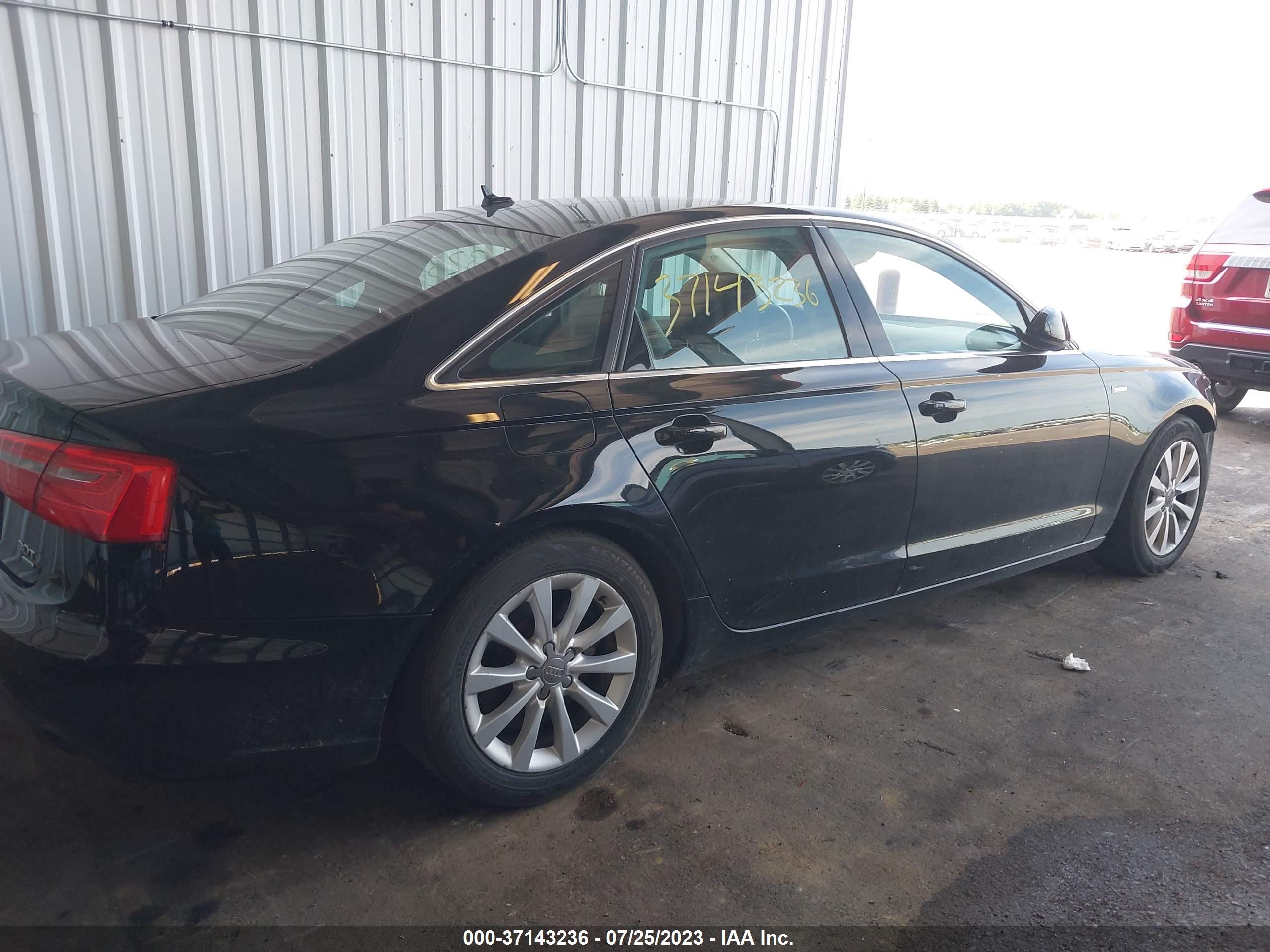 Photo 3 VIN: WAUFGAFC2DN034105 - AUDI A6 