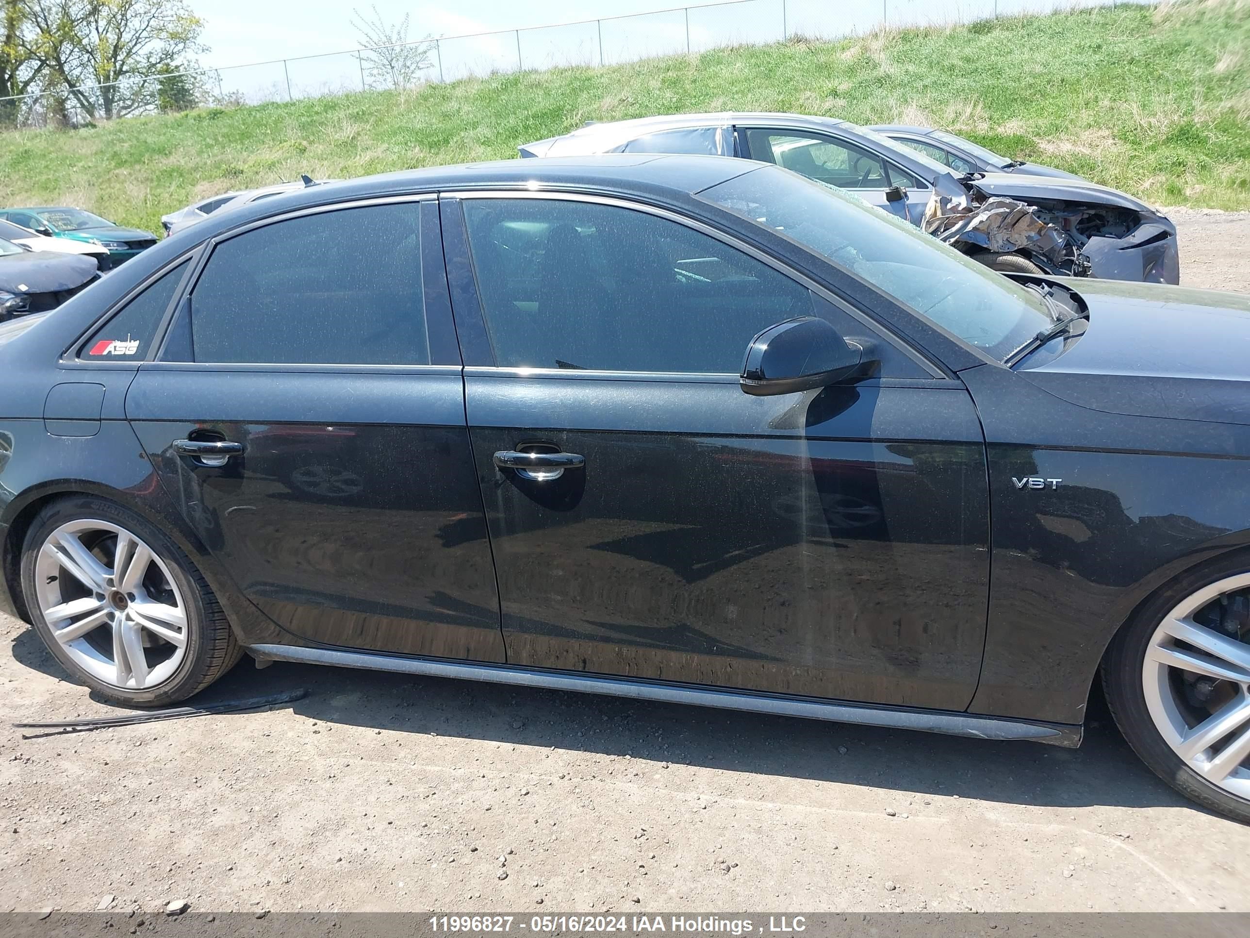 Photo 12 VIN: WAUFGCFL3FA007548 - AUDI S4 