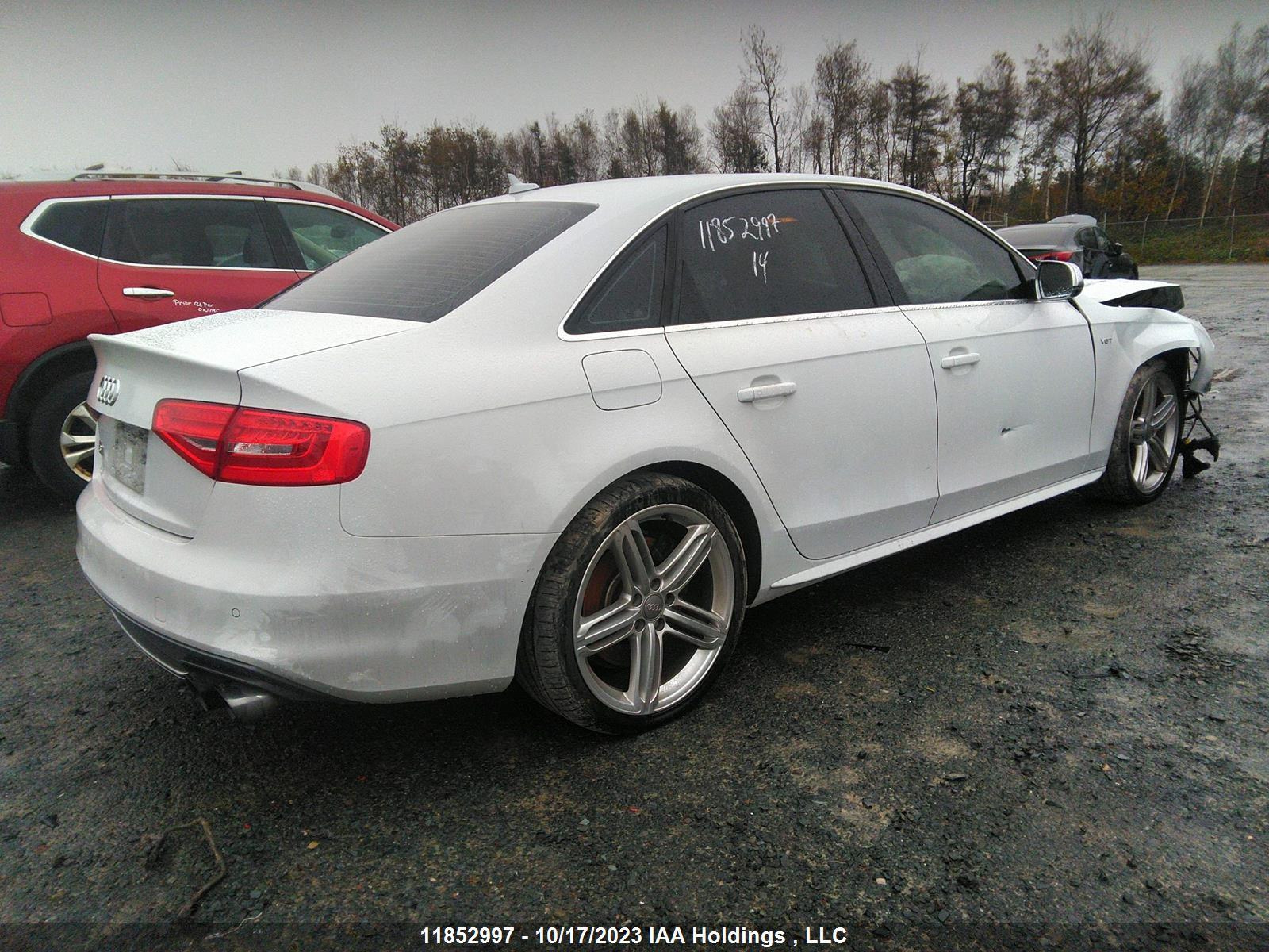 Photo 3 VIN: WAUFGCFL4EA112646 - AUDI S4 