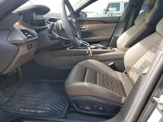 Photo 6 VIN: WAUFJBFWXR7003987 - AUDI E-TRON GT 
