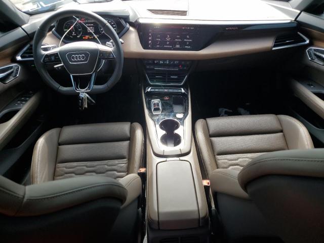 Photo 7 VIN: WAUFJBFWXR7003987 - AUDI E-TRON GT 