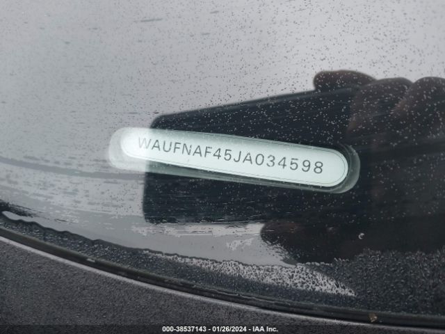 Photo 8 VIN: WAUFNAF45JA034598 - AUDI A4 