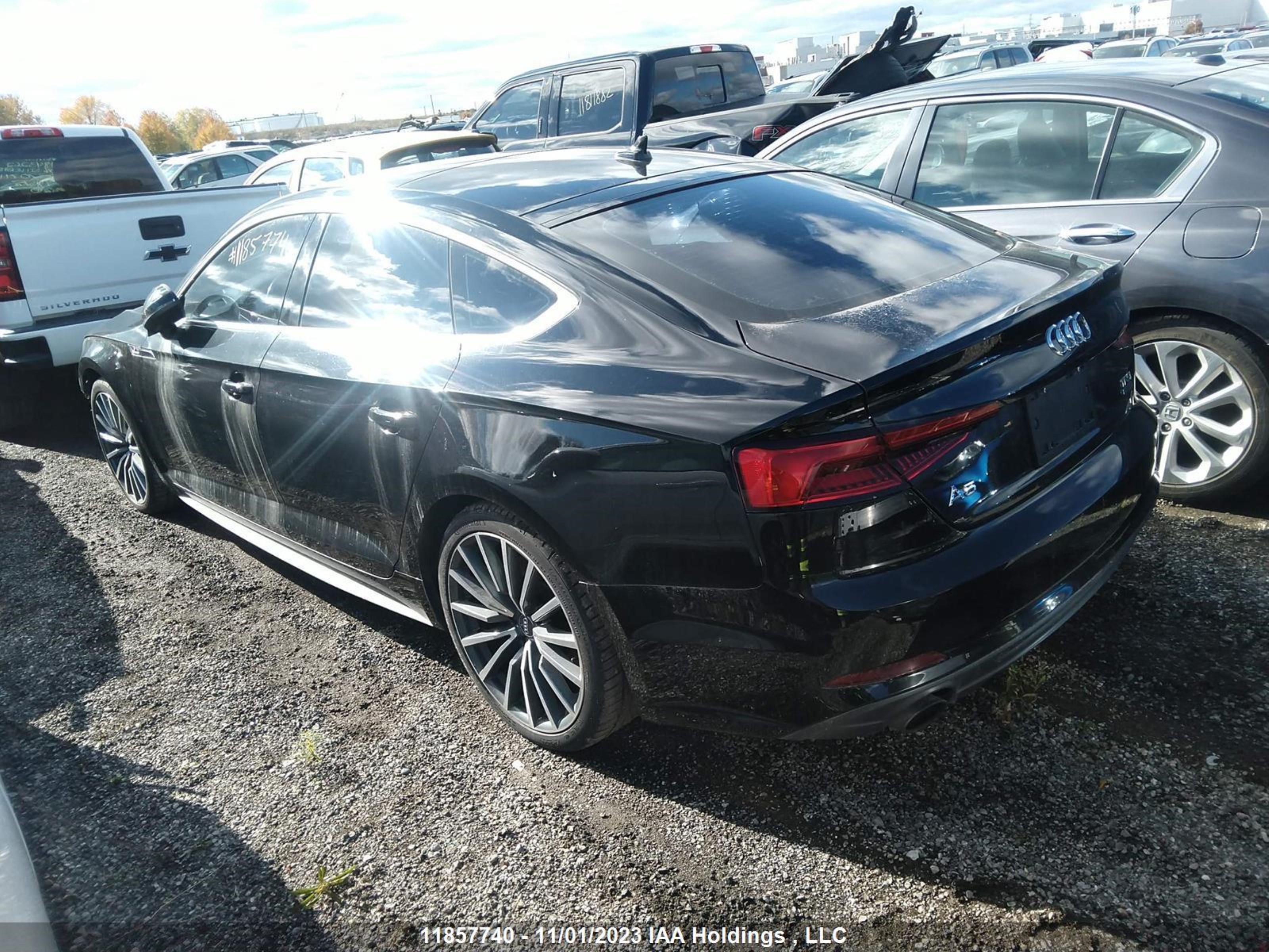 Photo 2 VIN: WAUFNCF5XJA007630 - AUDI A5 