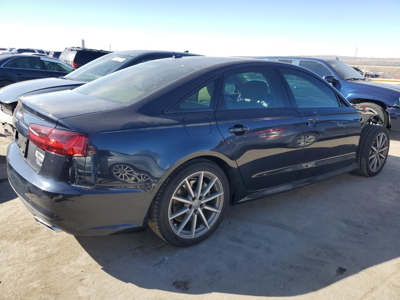 Photo 2 VIN: WAUG3AFC3JN011864 - AUDI A6 