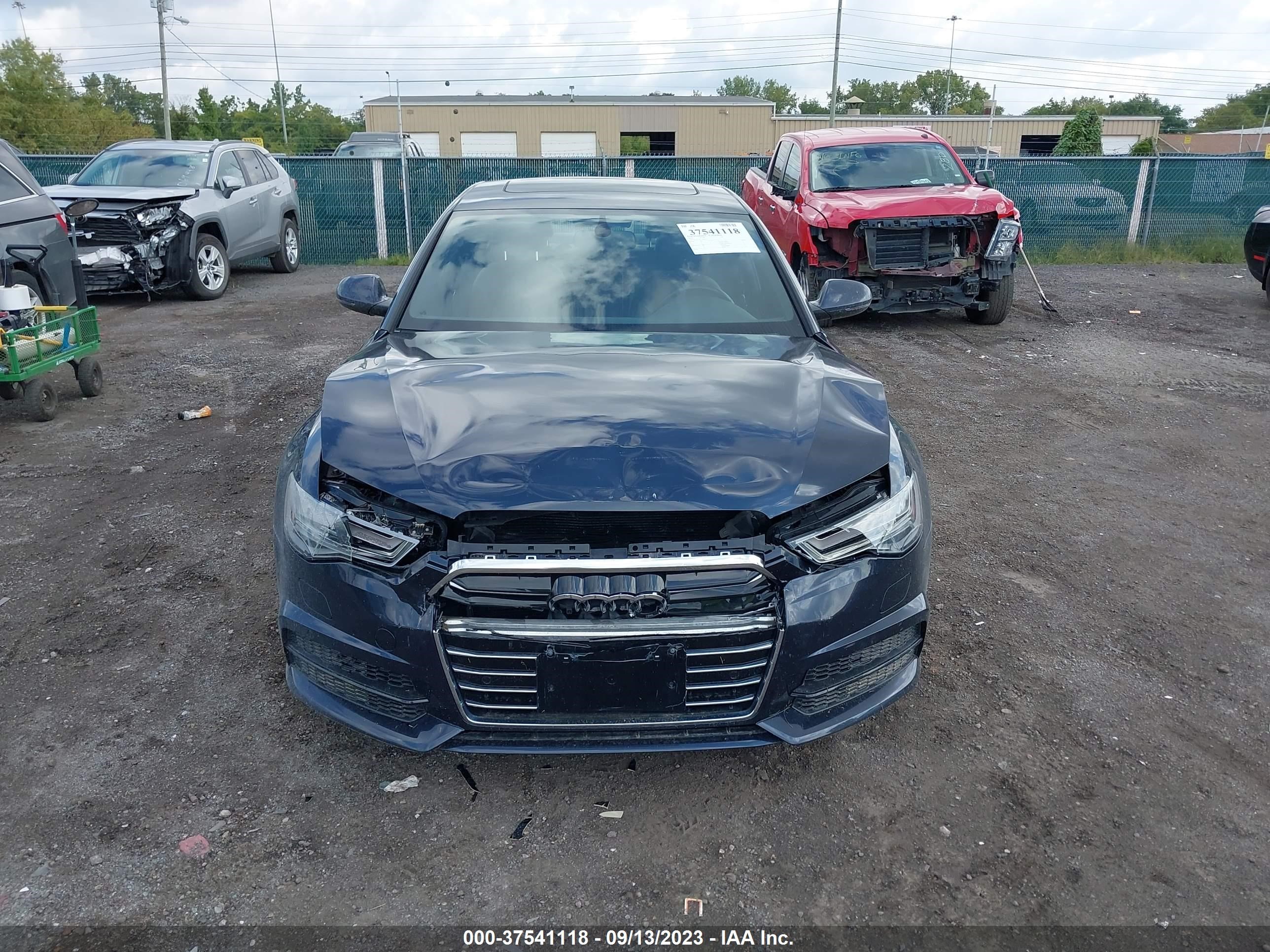 Photo 11 VIN: WAUG3AFC3JN071174 - AUDI A6 