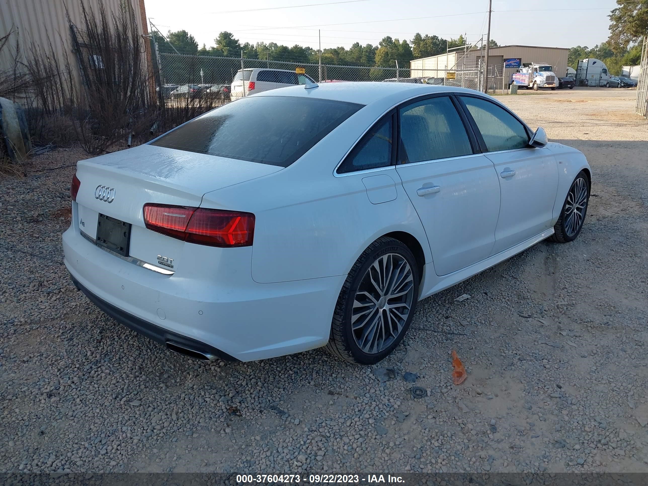 Photo 3 VIN: WAUG8AFC1HN117290 - AUDI A6 