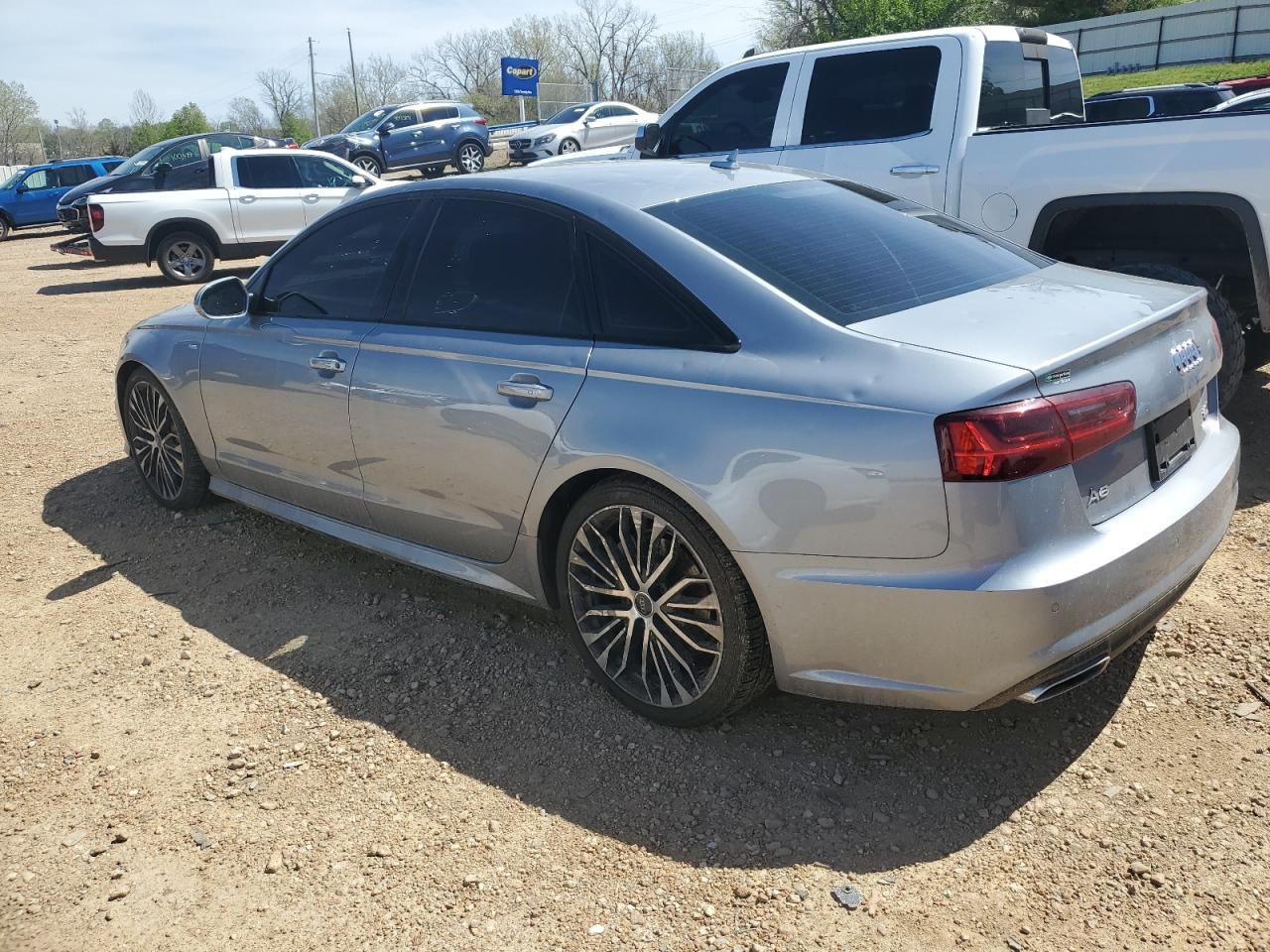 Photo 1 VIN: WAUG8AFC4JN034233 - AUDI A6 